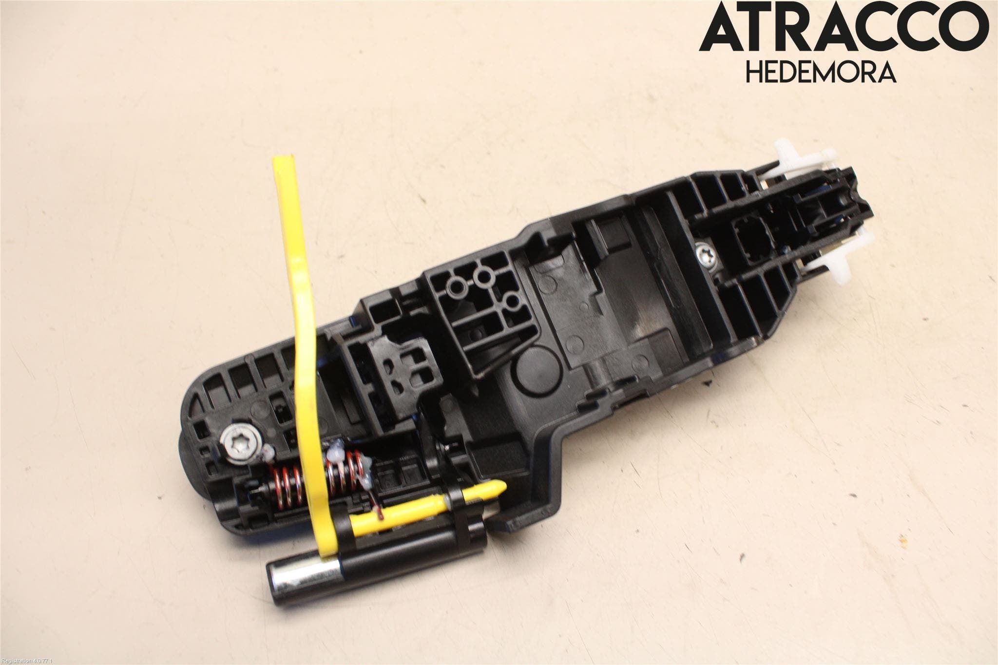 Toyota YARIS XP21 20- Dörrhandtag Yttre Hö