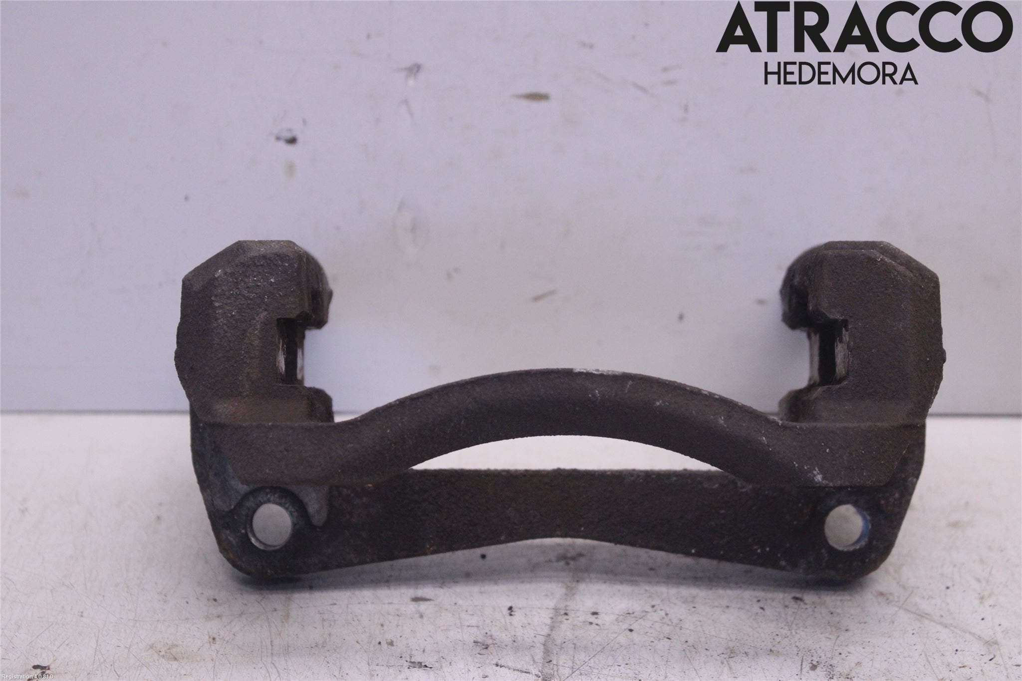 Suzuki SWIFT 17-24 Bromsokshållare