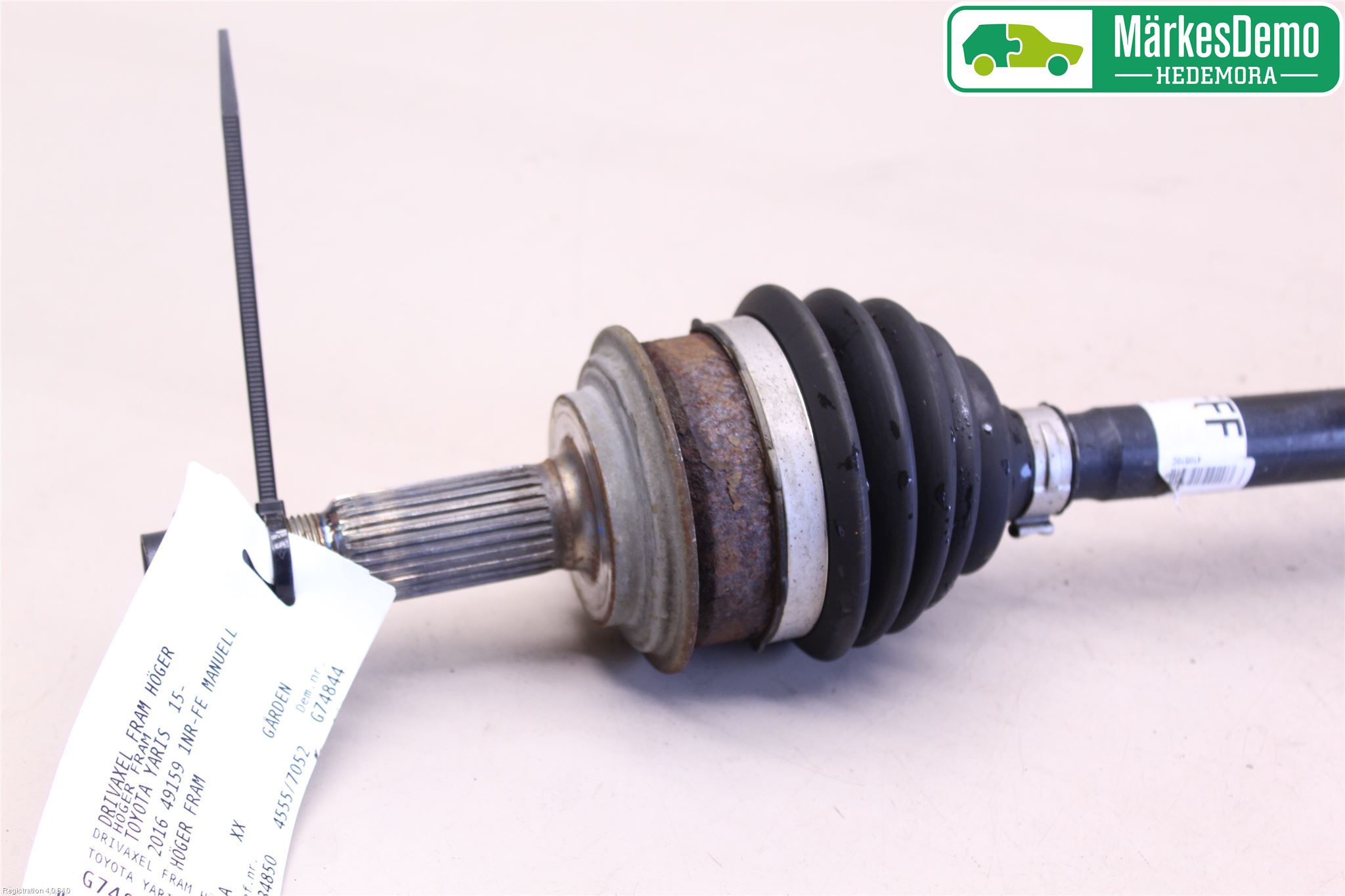 Toyota YARIS XP130 15-20 Drivaxel Fram Höger