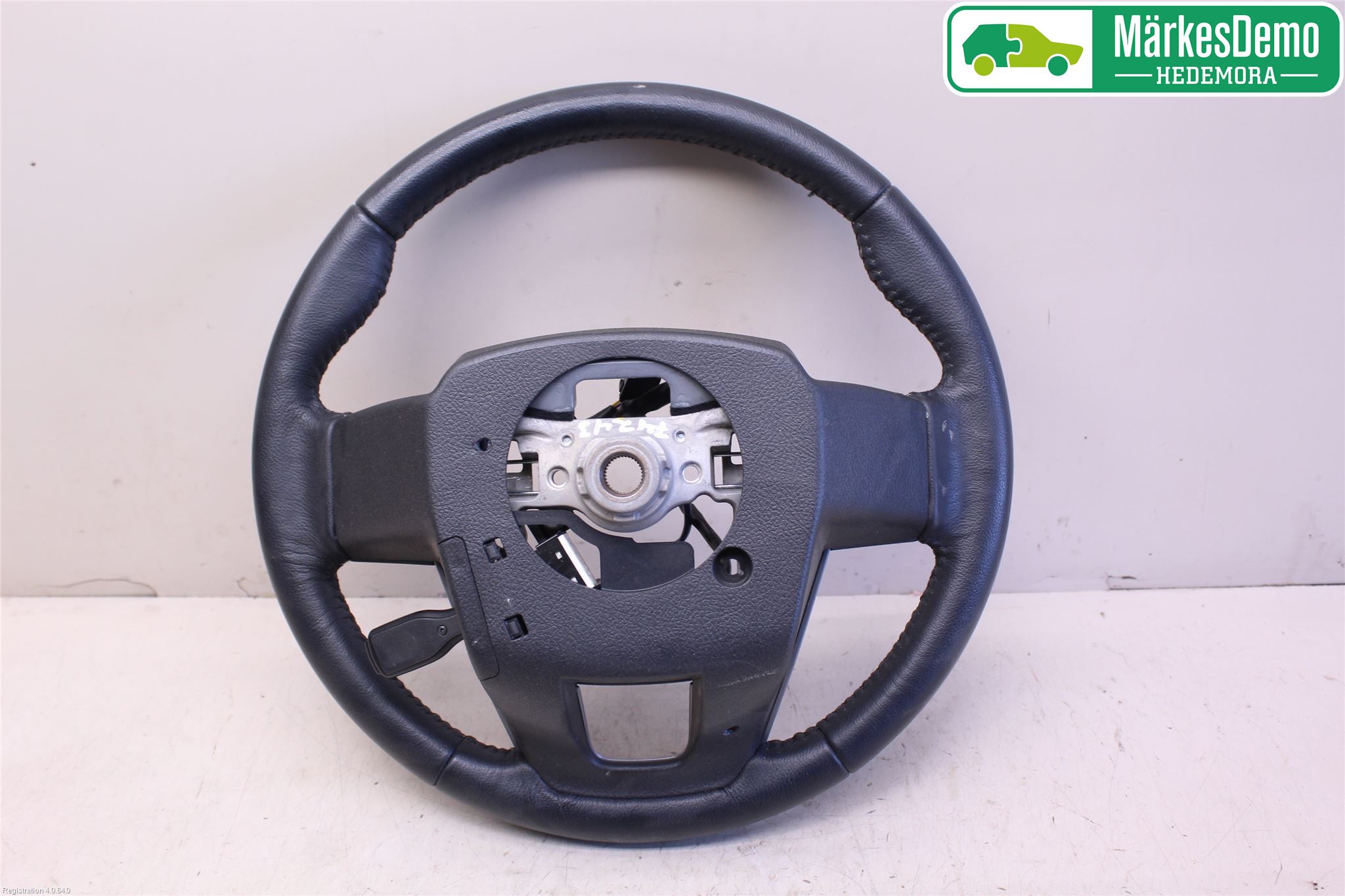 Toyota HILUX 16- Ratt