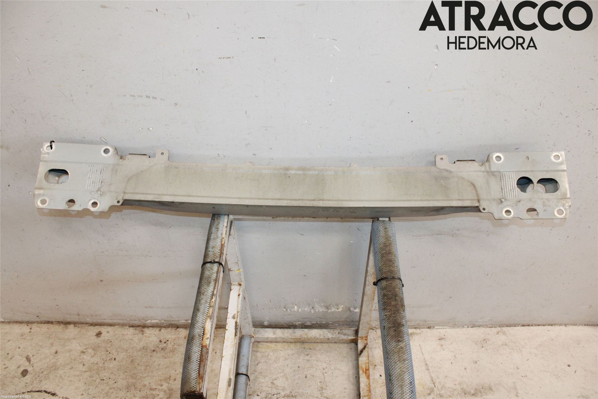 Volvo V70 08-13 Stötfångarbalk Fram