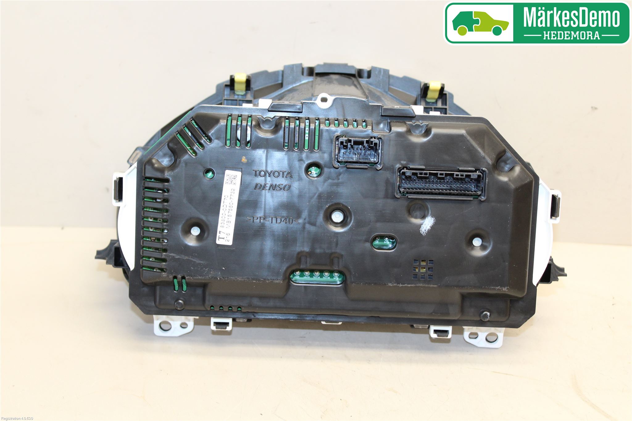 Toyota YARIS XP130 12-14 Instrument Komb