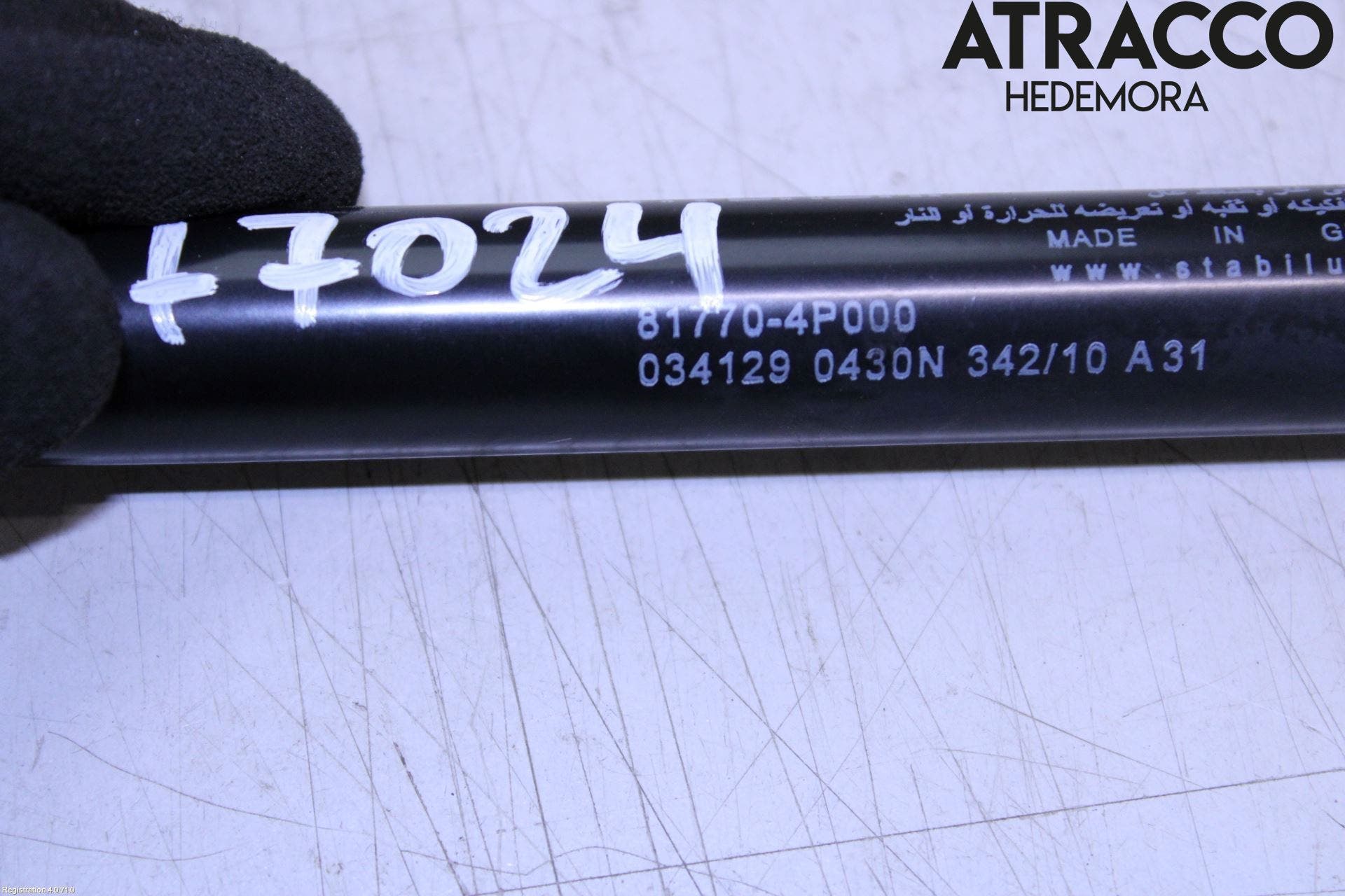 Hyundai i20 PB 09-14 Gasfjäder Baklucka