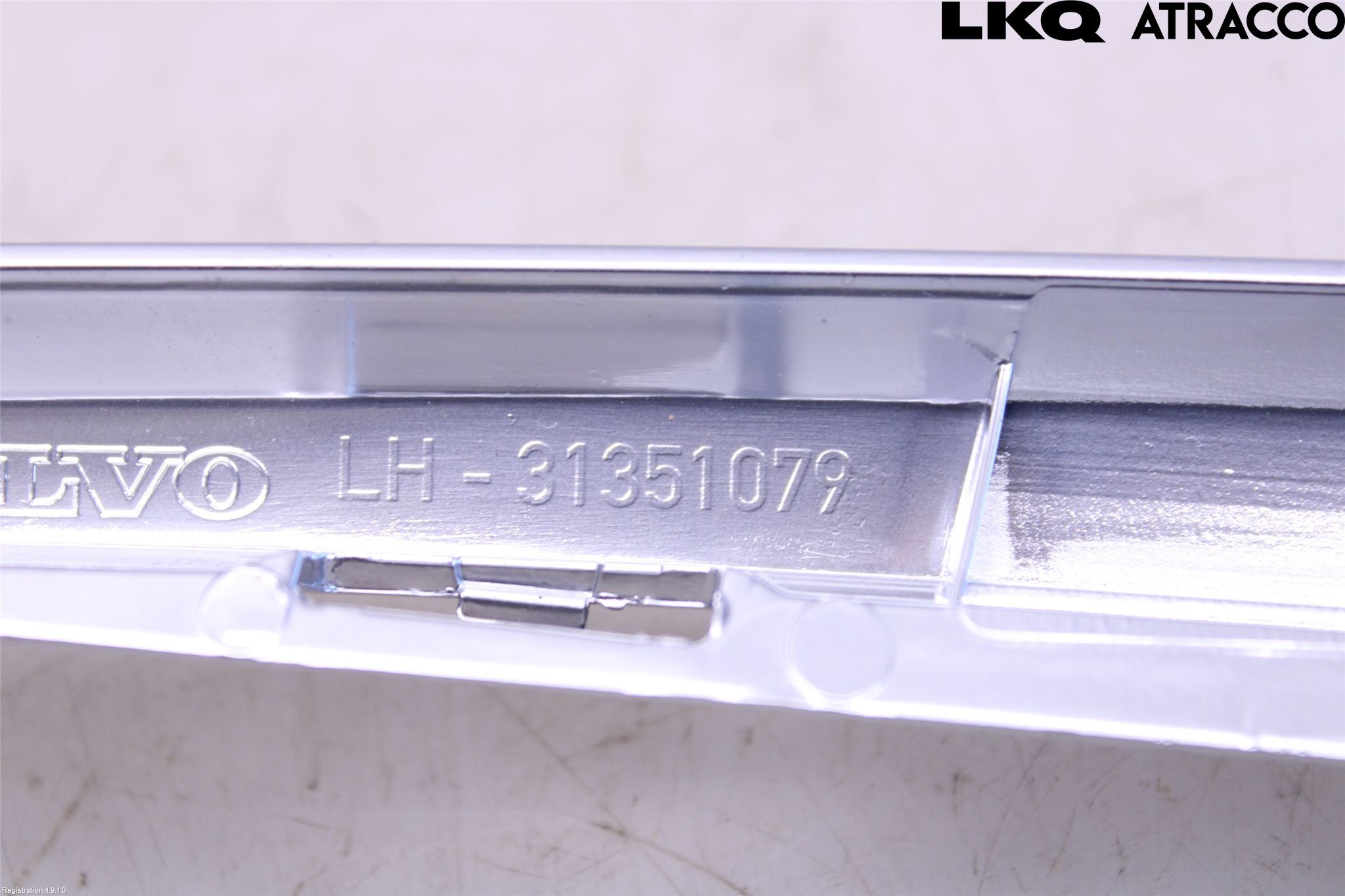Volvo XC60 14-17 Instrumentkonsoll Mitt