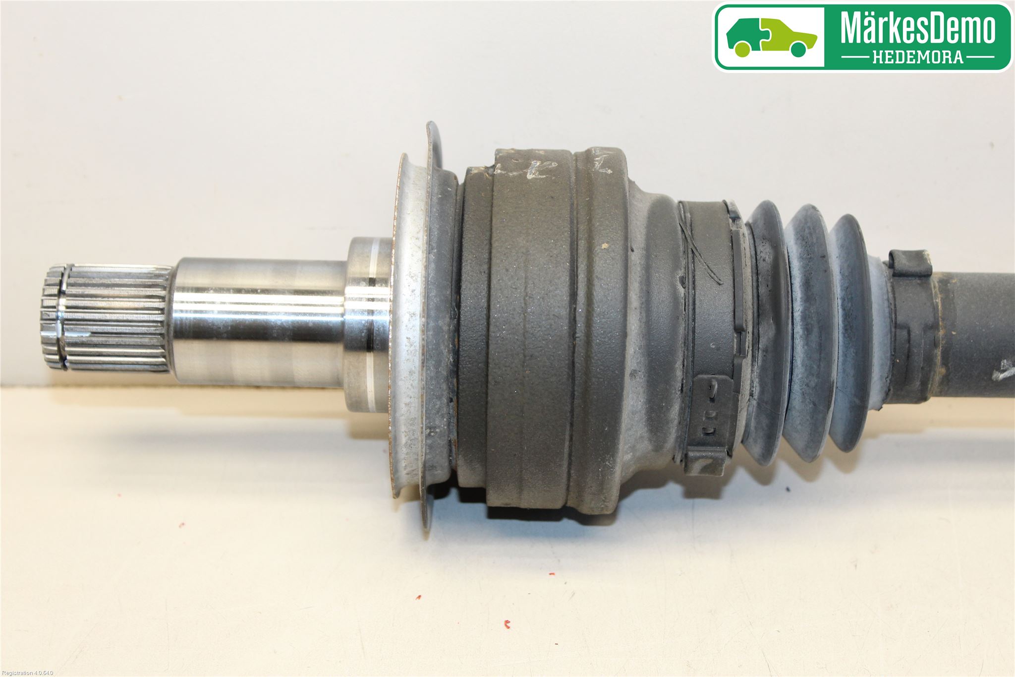 Mercedes-Benz MB C-KLASS (W205) 14-21 Drivaxel Bak Höger