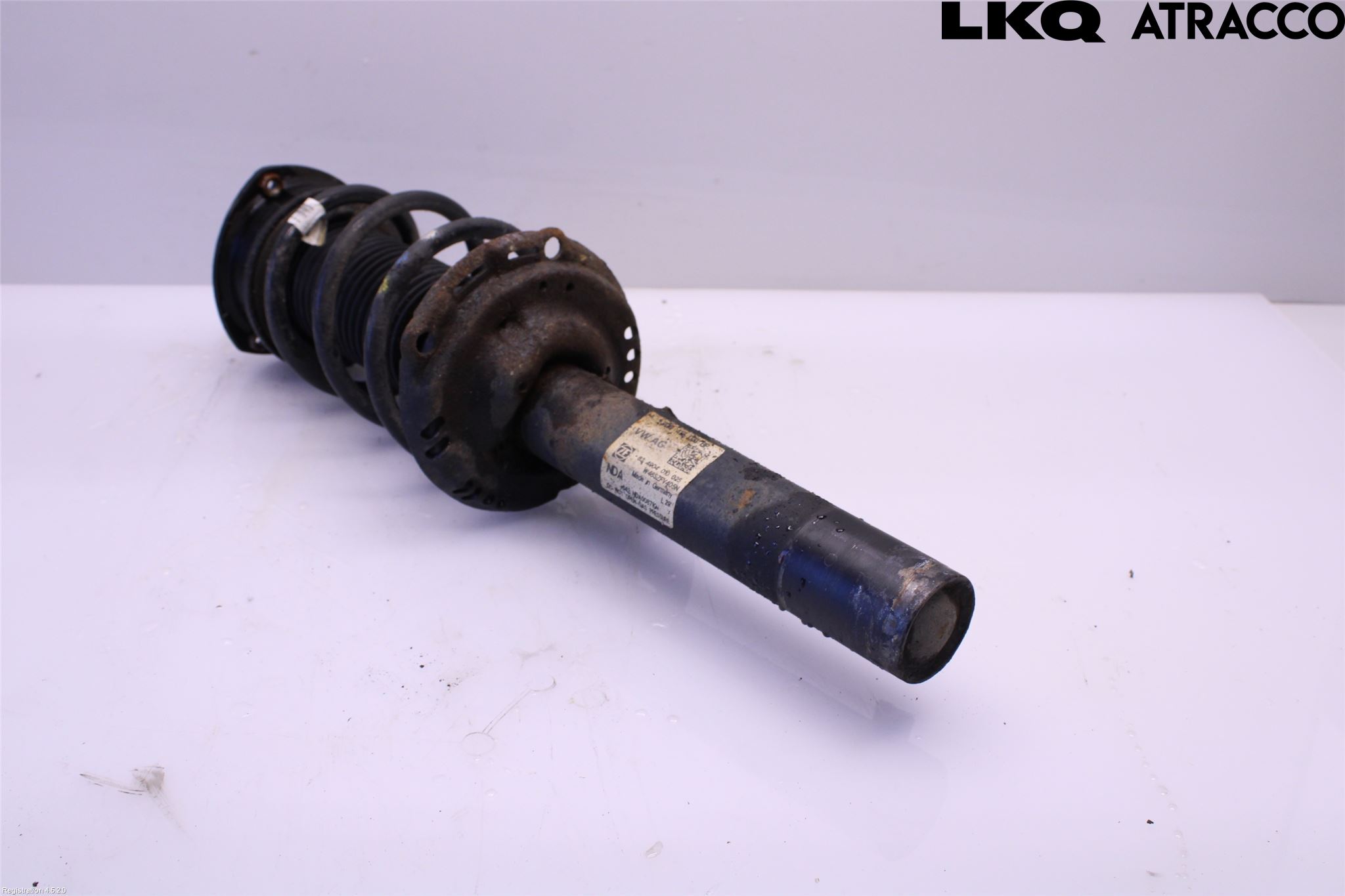 Volkswagen VW PASSAT 15-19 Fjäderben Fram Vänster