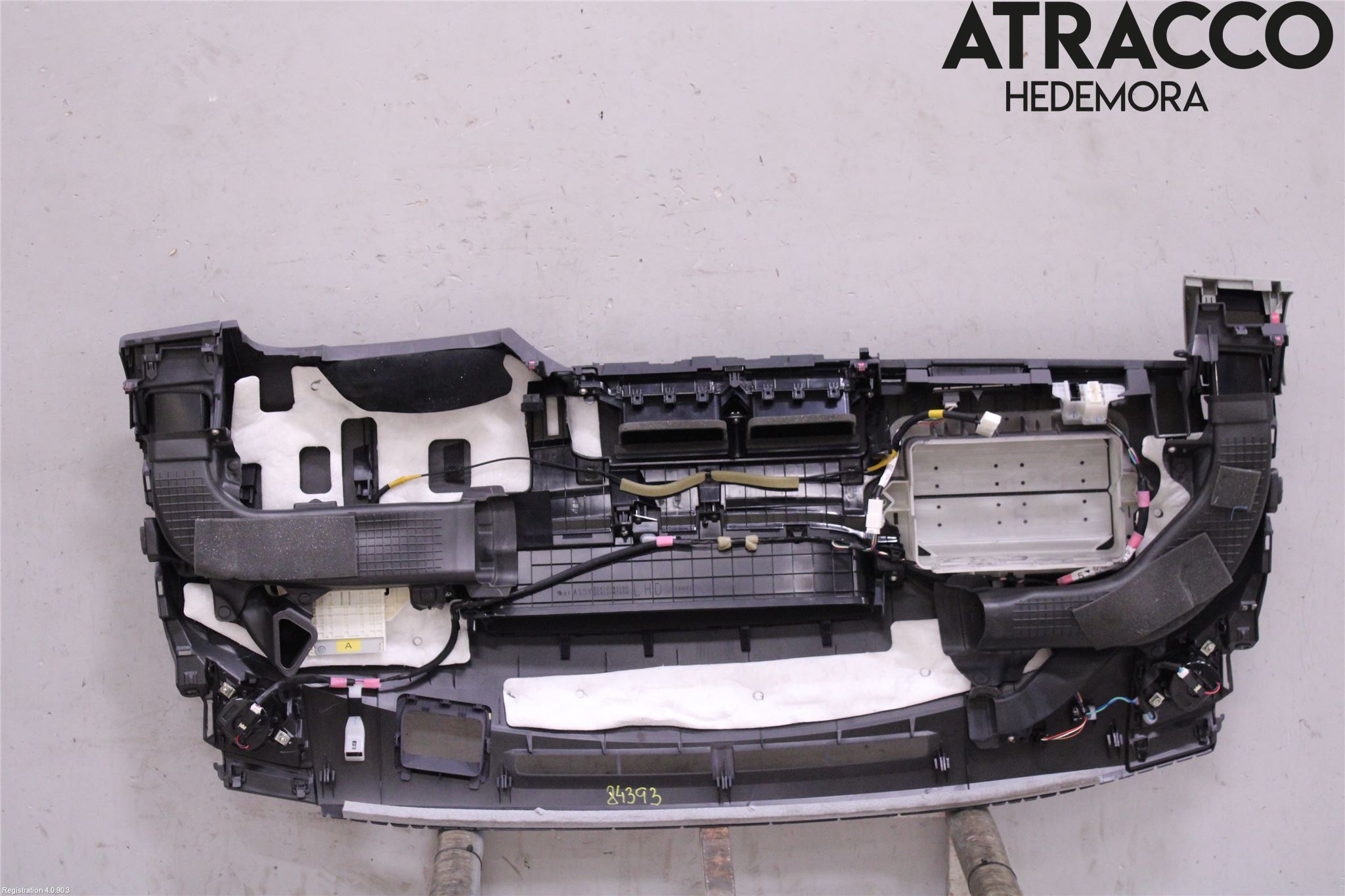 Toyota PRIUS ZVW30 09-20 Instrumentbräda