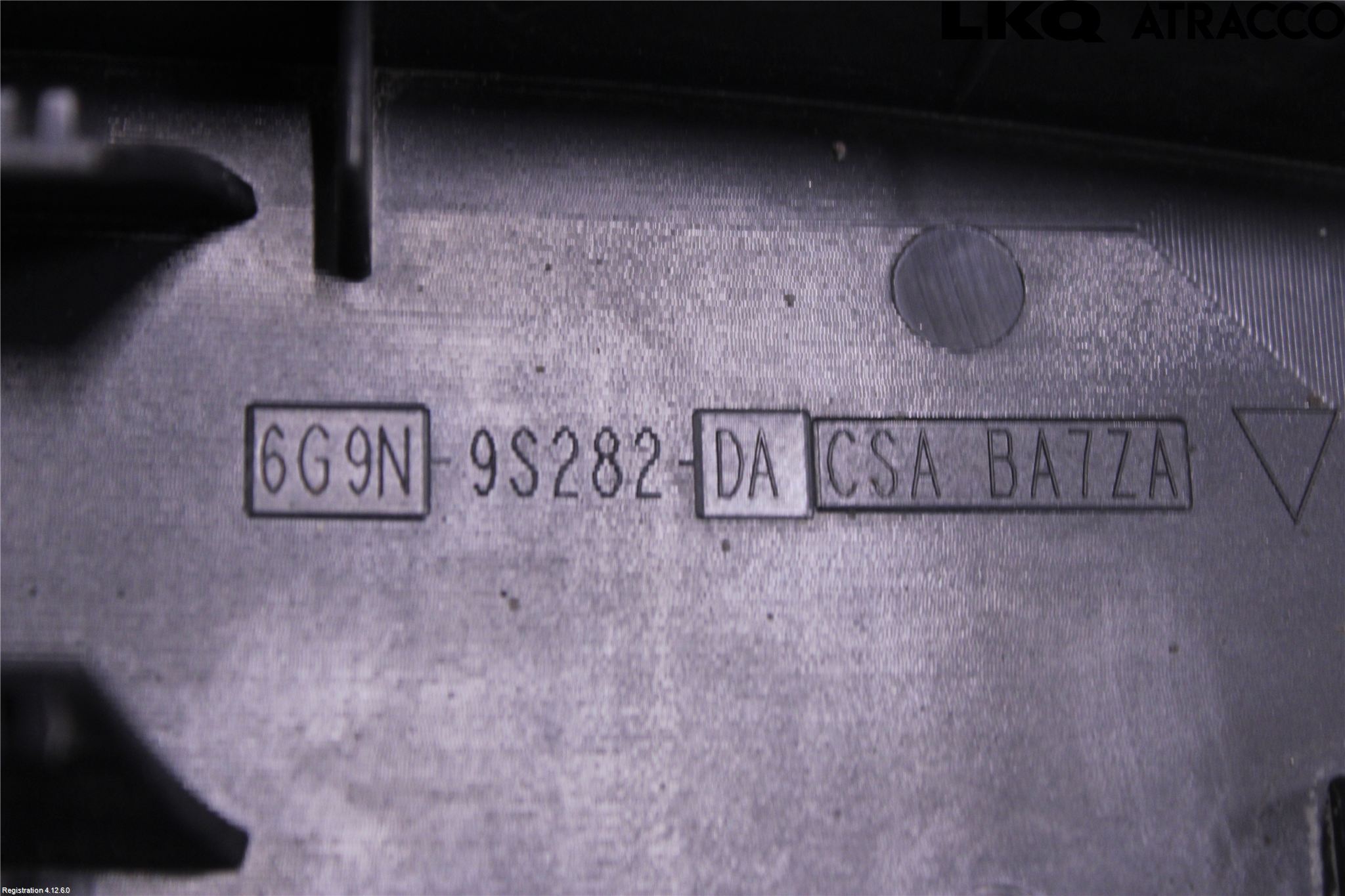 Volvo V70 08-13 Hasplåt Plåt-Plast