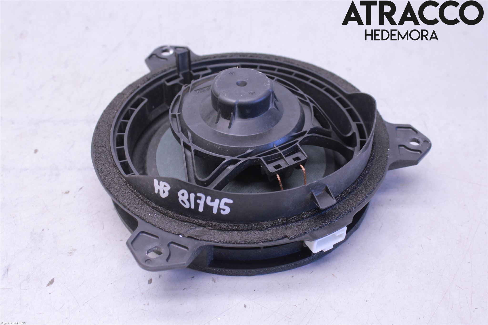 Toyota HILUX 05-16 Högtalare