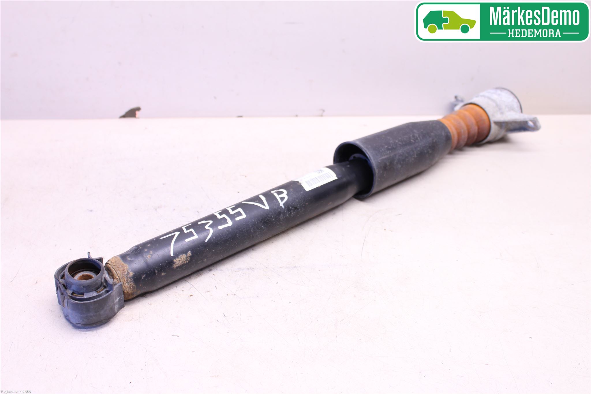 Audi Q5 09-16 Stötdämpare Bak