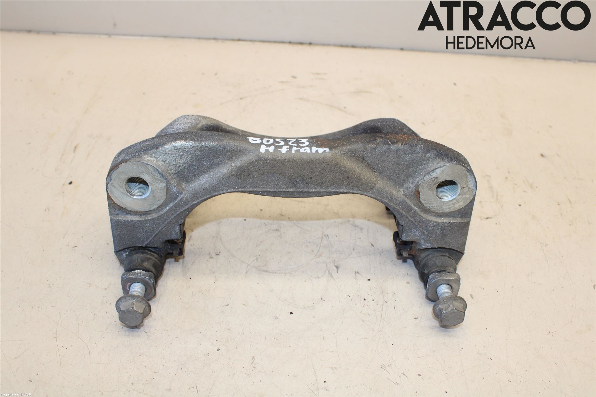 Volkswagen VW AMAROK 2H 10-22 Bromsokshållare