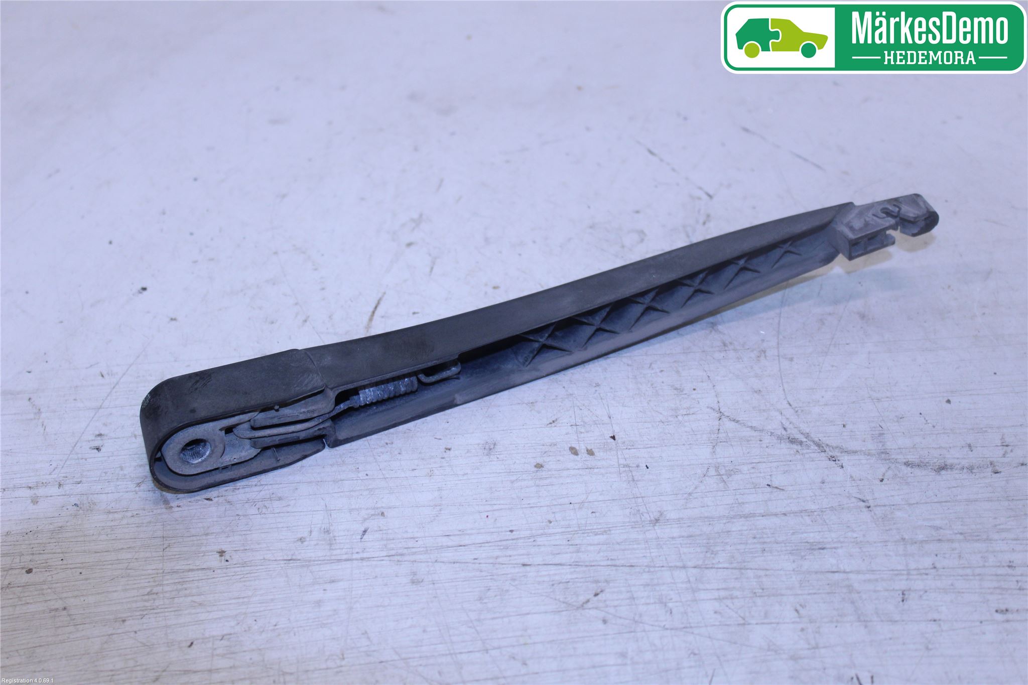 Ford FIESTA 13-17 Torkararm-Bakruta