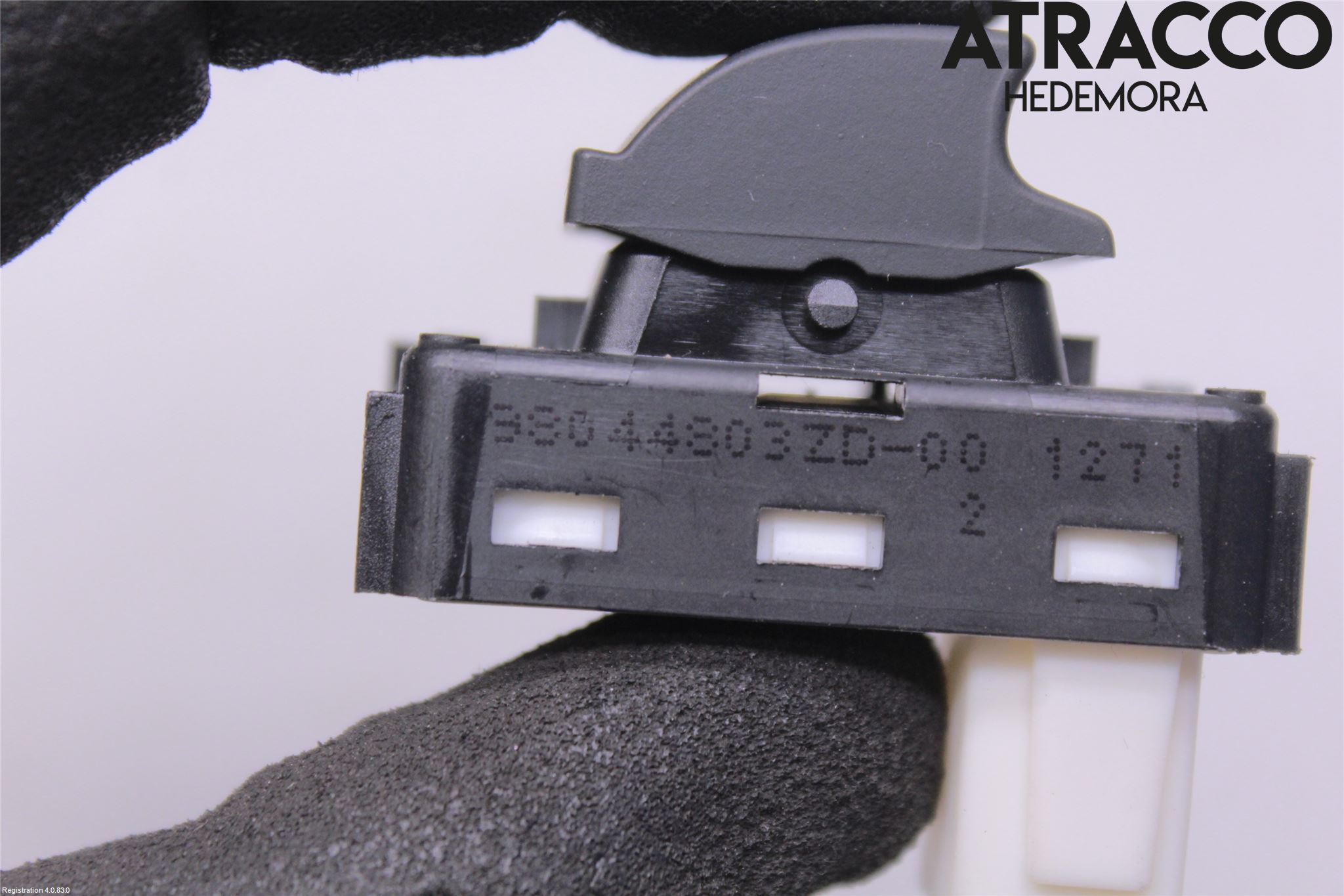 Peugeot 208/E-208 20- Strömställare Elhiss