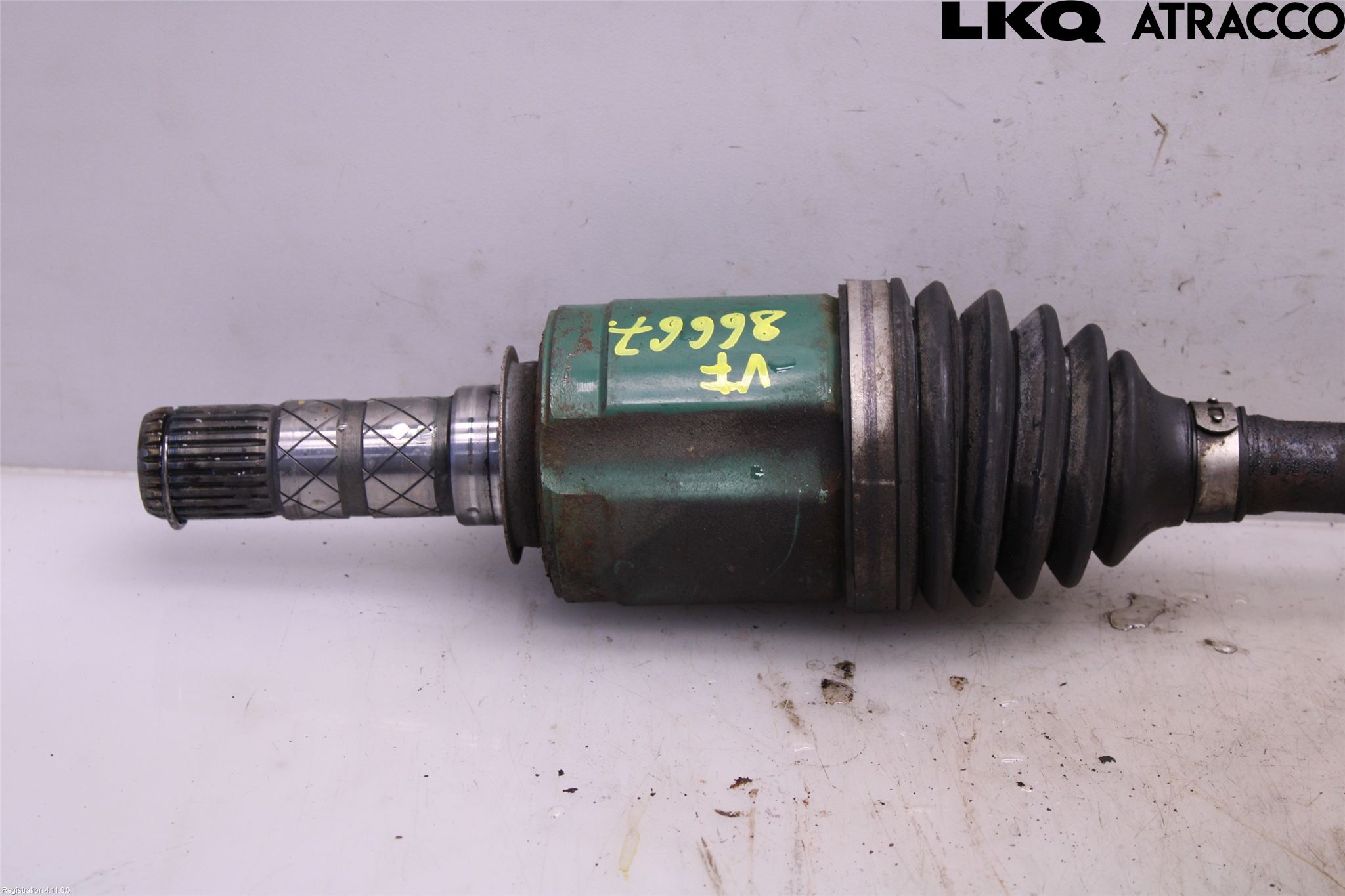 Subaru OUTBACK 10-15 Drivaxel Fram Vänster