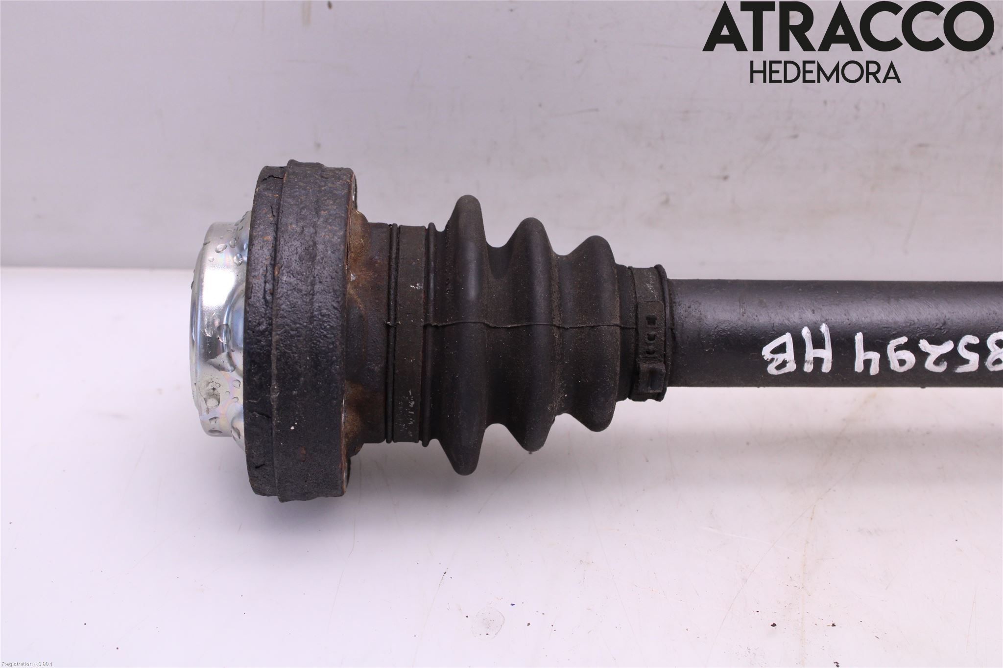 BMW X3 E83     03-10 Drivaxel Bak Höger