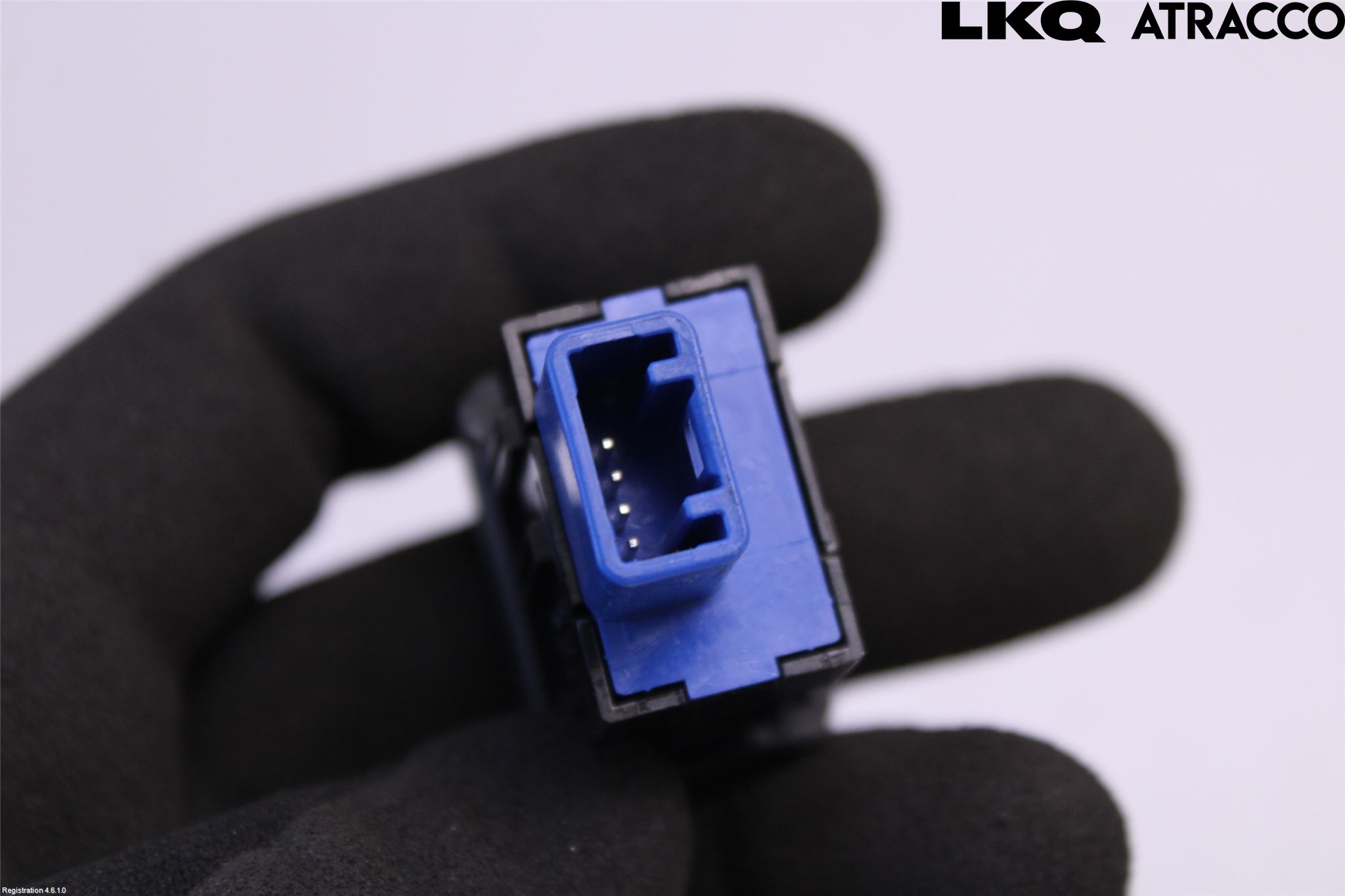 Mitsubishi OUTLANDER 13-21 Strömställare Antisladd