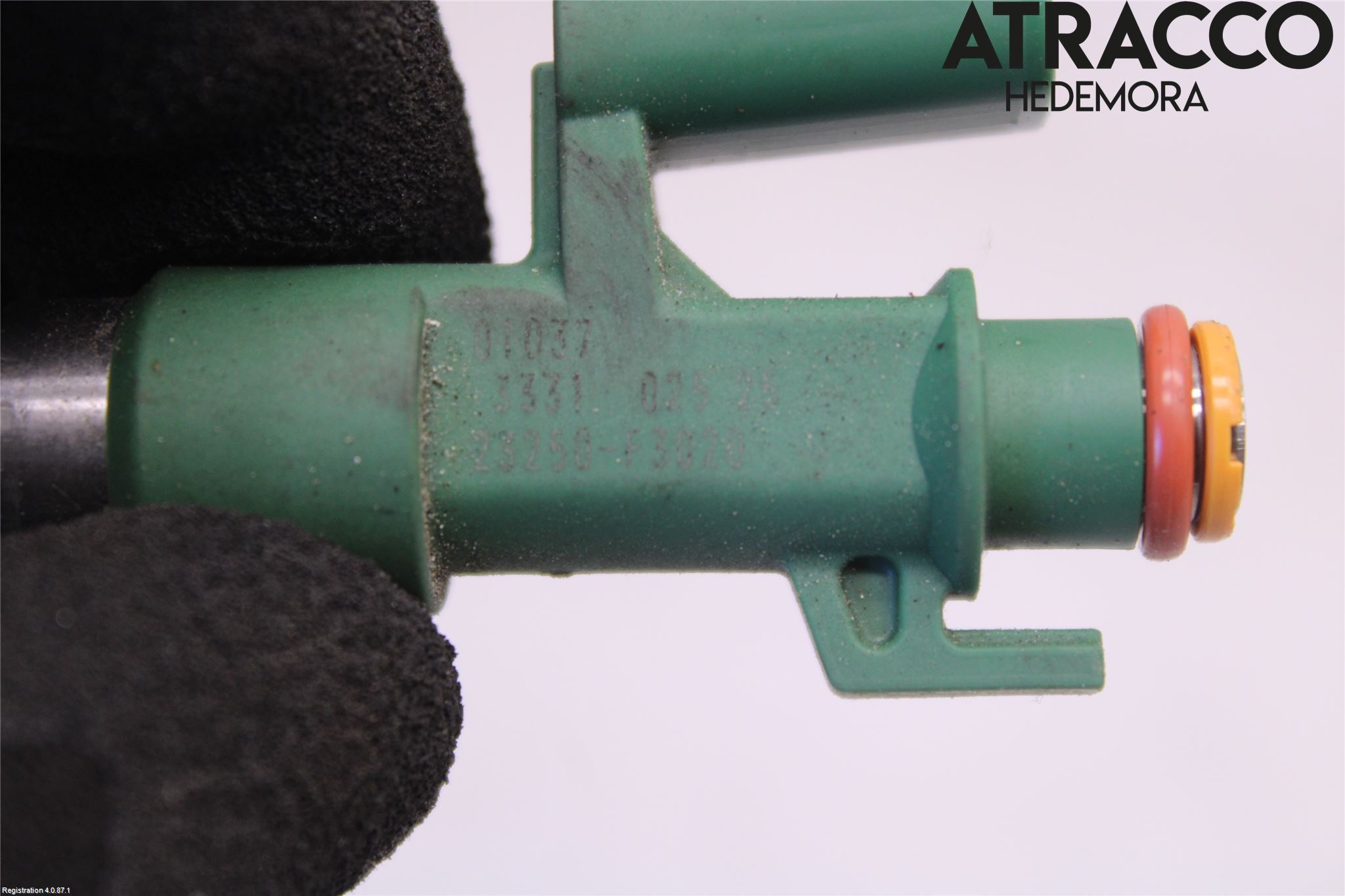 Toyota YARIS XP21 20- Injspridare