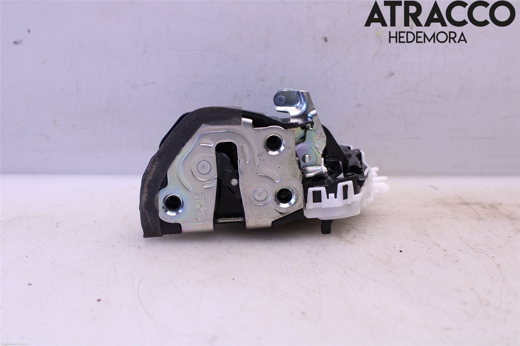 Subaru OUTBACK 15-20 Låskista-Dörrlås