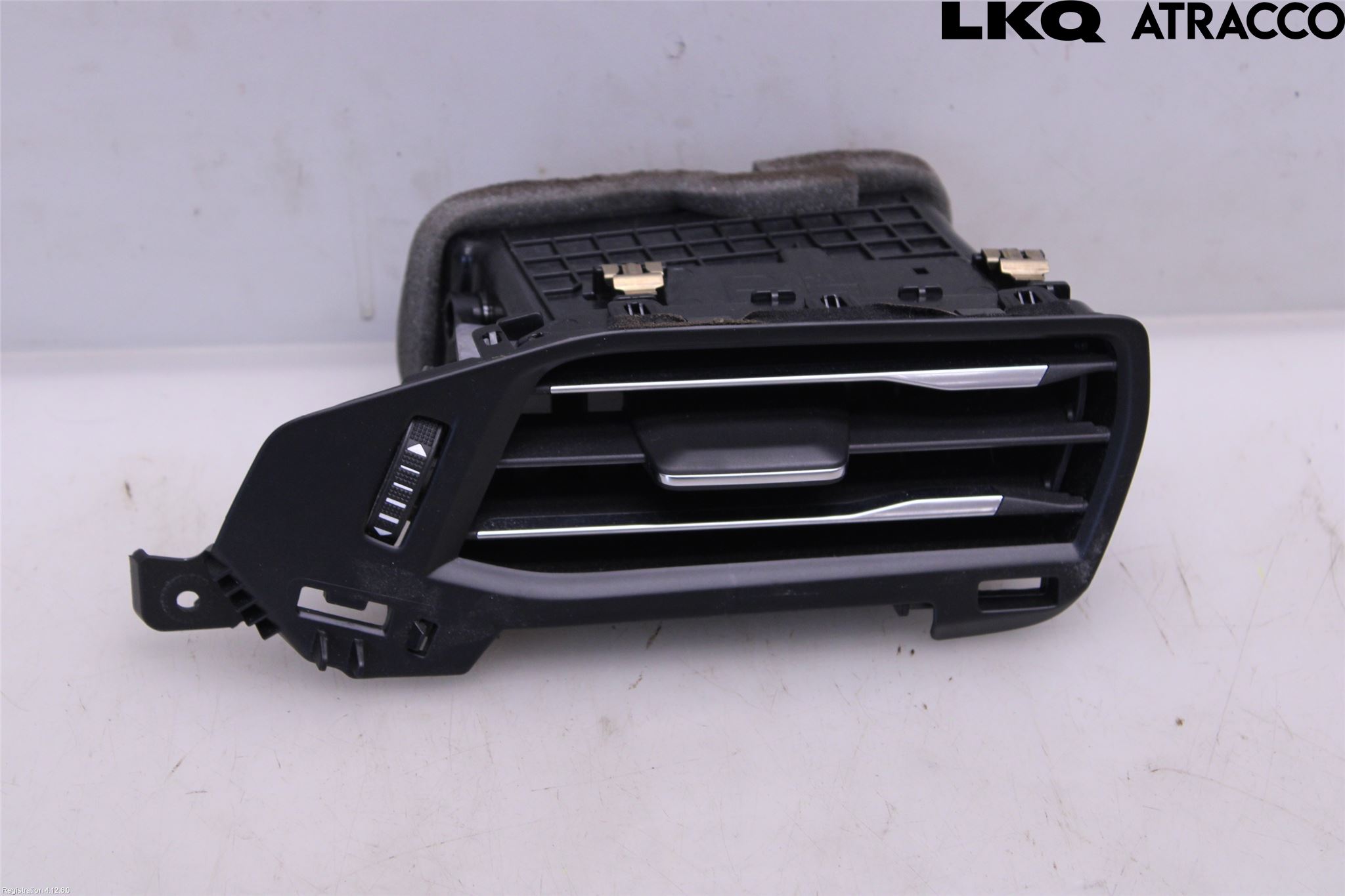 Ford FOCUS 19- Defrosterkanal-Munstycke