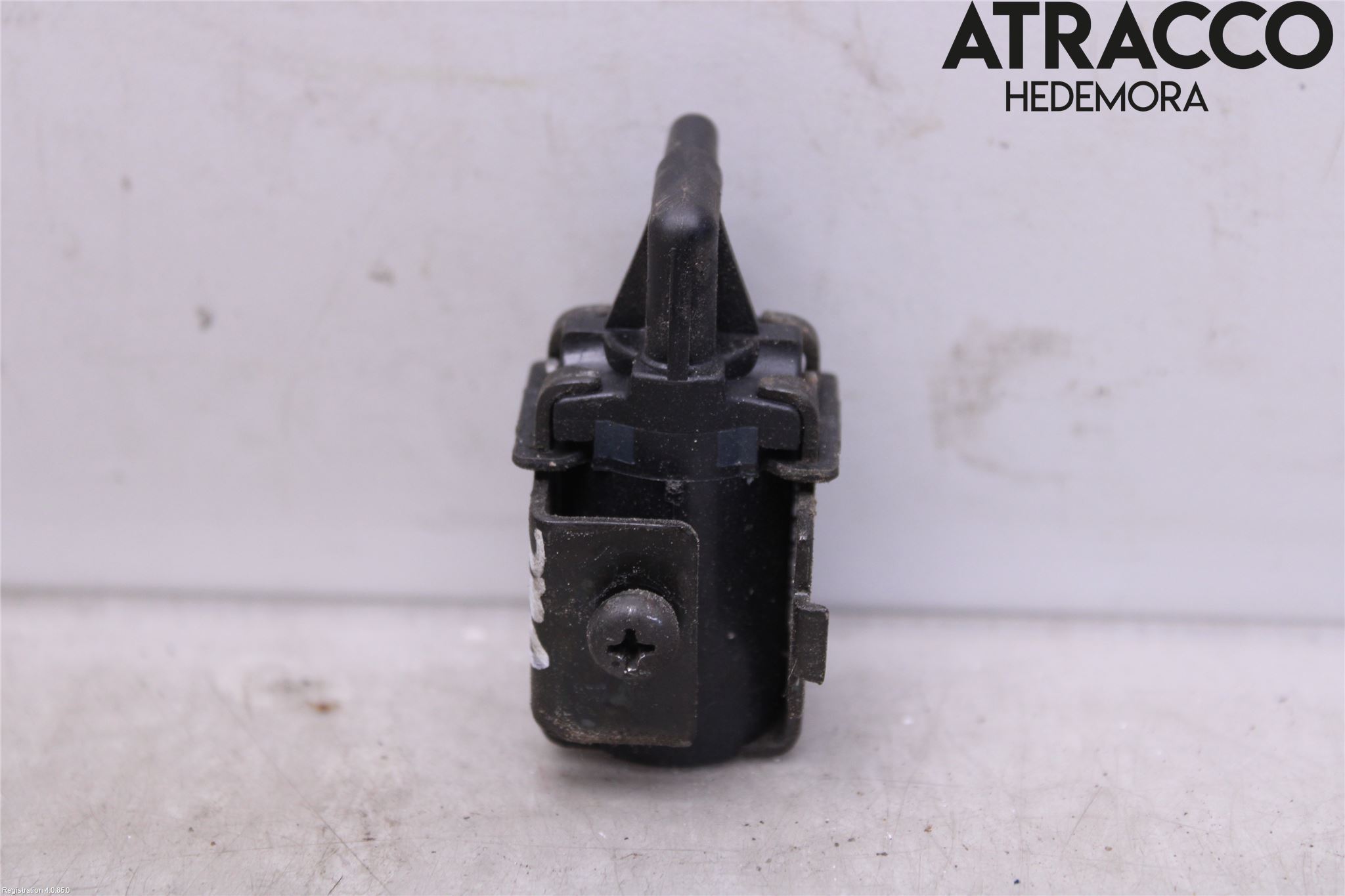 Lexus IS 200/300   99-05 Vakuumventil