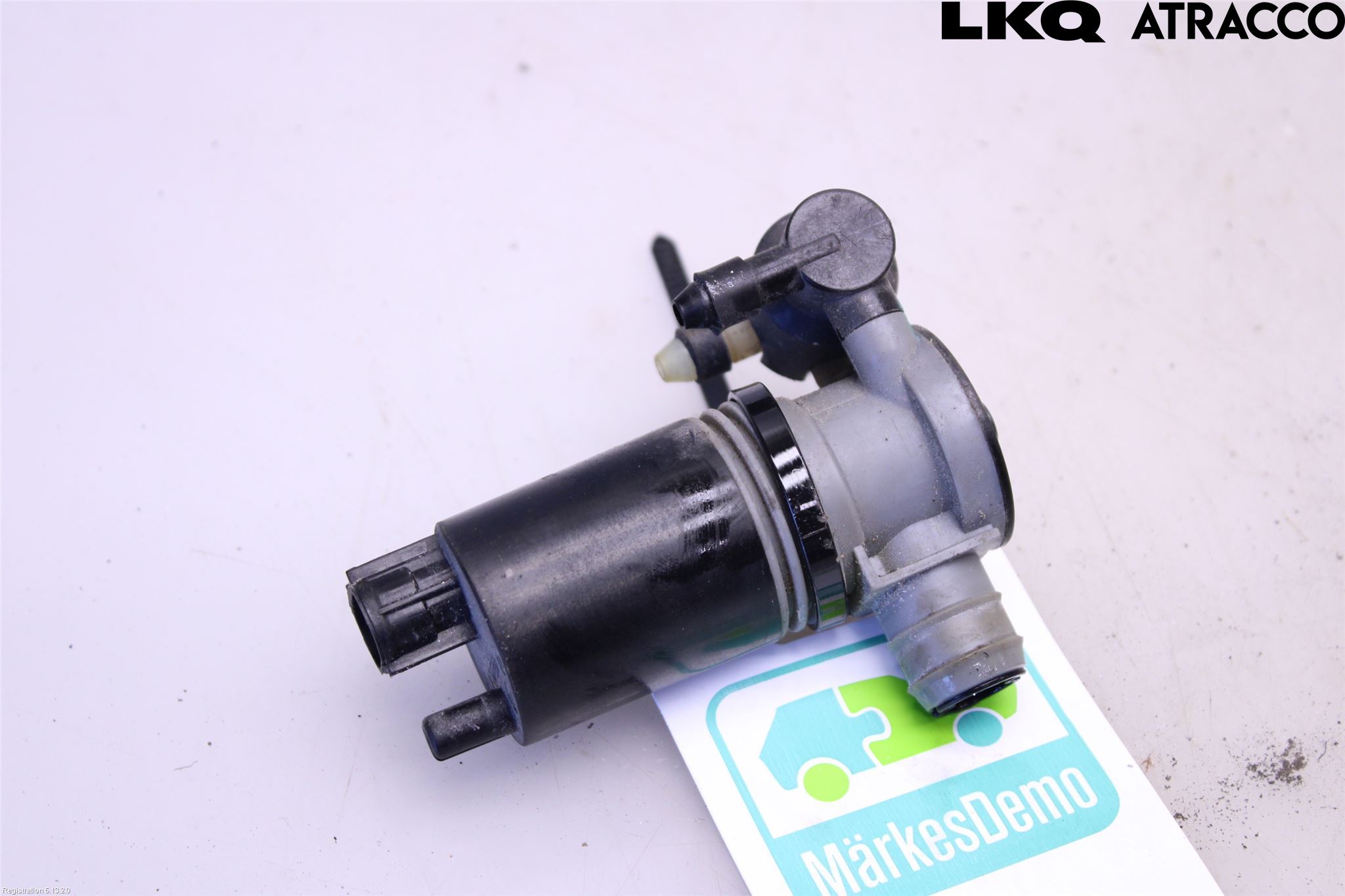 Toyota YARIS XP21 20- Spolarpump Vindruta