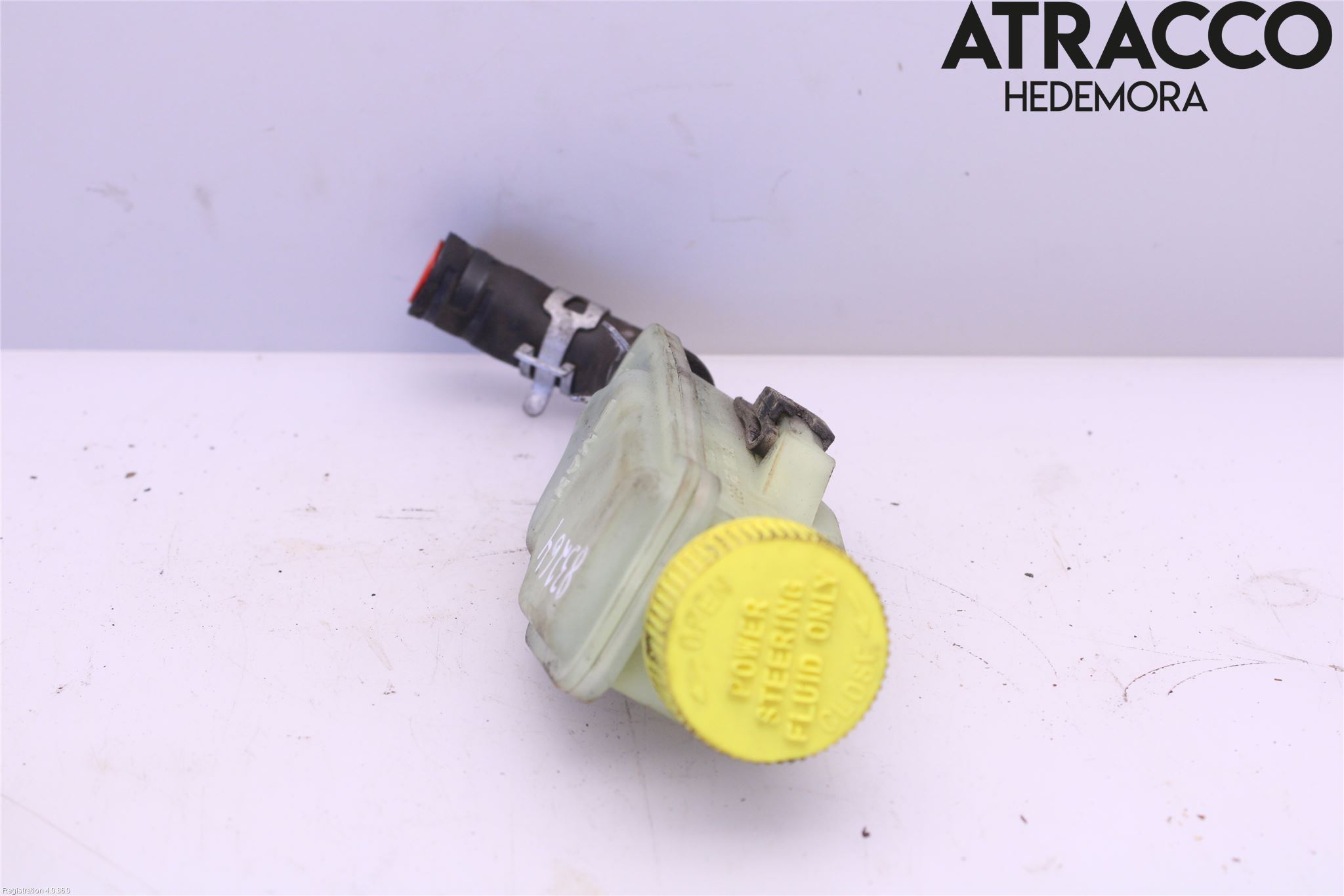 Mazda 5 10-18 Styrservooljebehållare