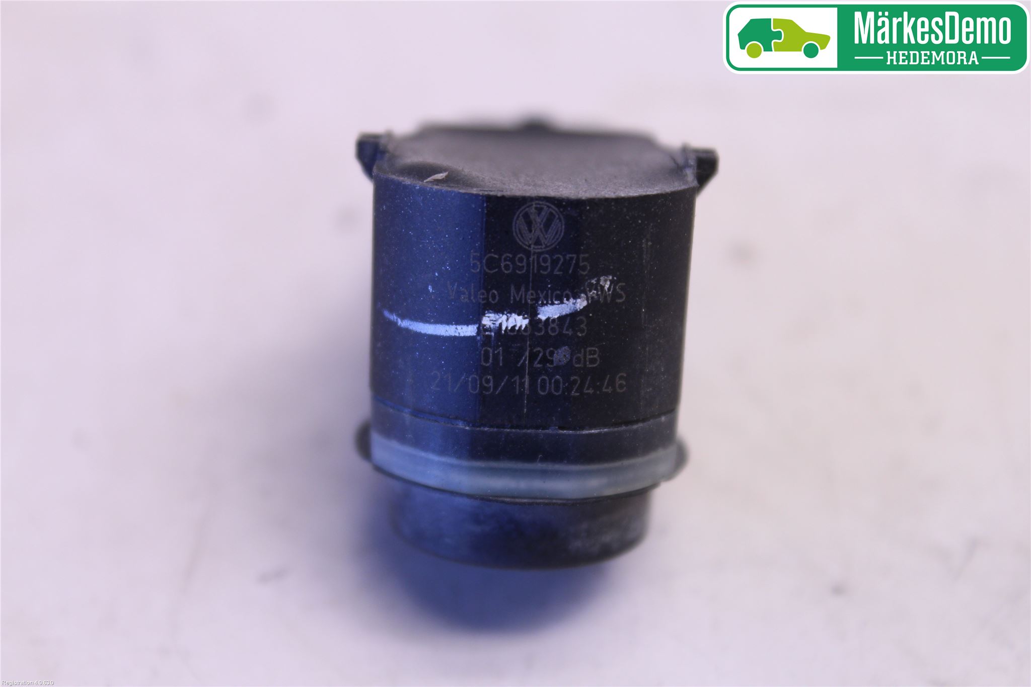 Volkswagen VW JETTA VI 11- Parkeringshjälp Frontsensor