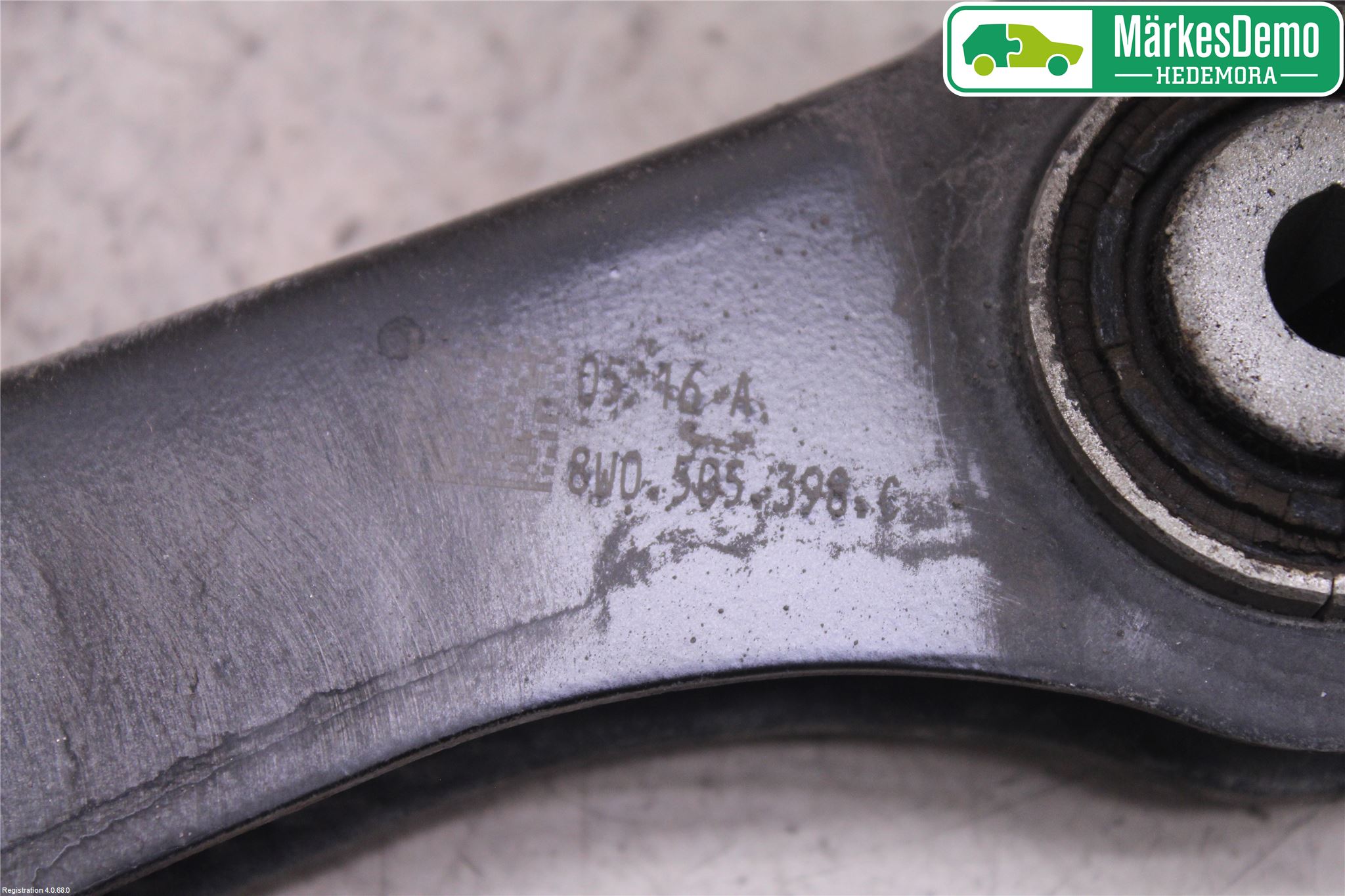 Audi A4/S4 B9 16-19 Bärarm Bak Övre Höger