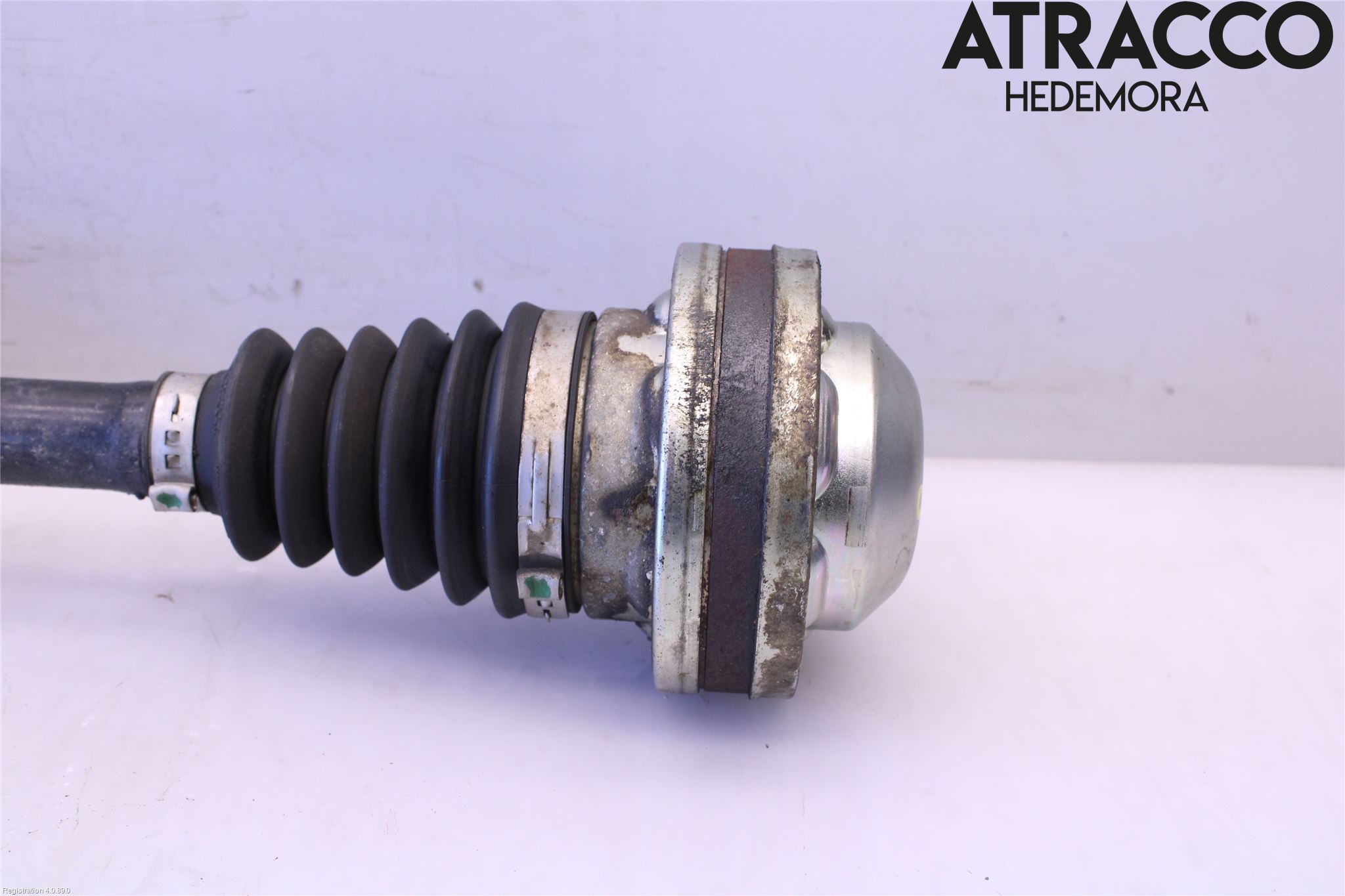 Volkswagen VW CADDY 16-20 Drivaxel Fram Vänster