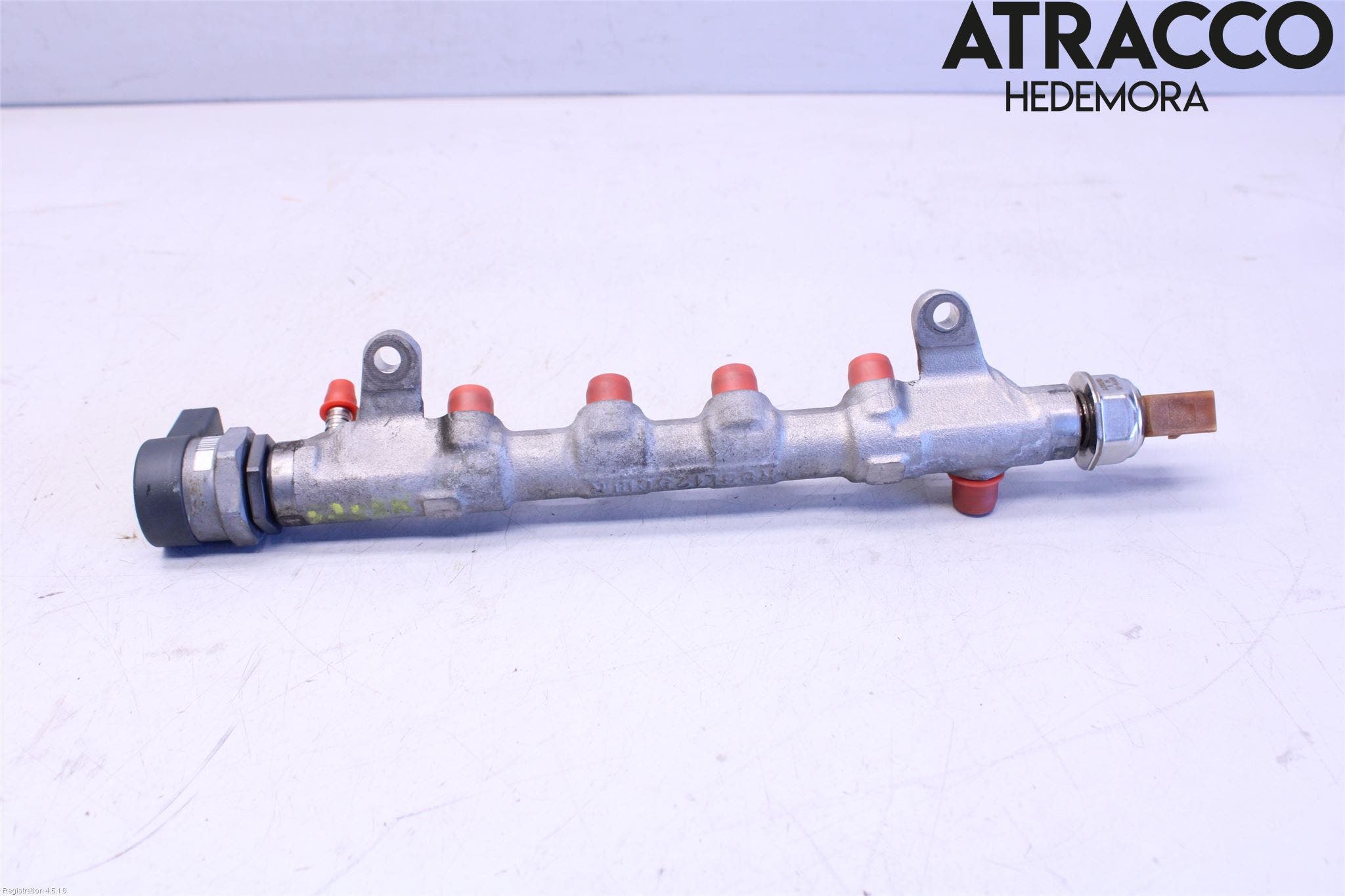 Volkswagen VW PASSAT 11-14 Inj. Fuelrail