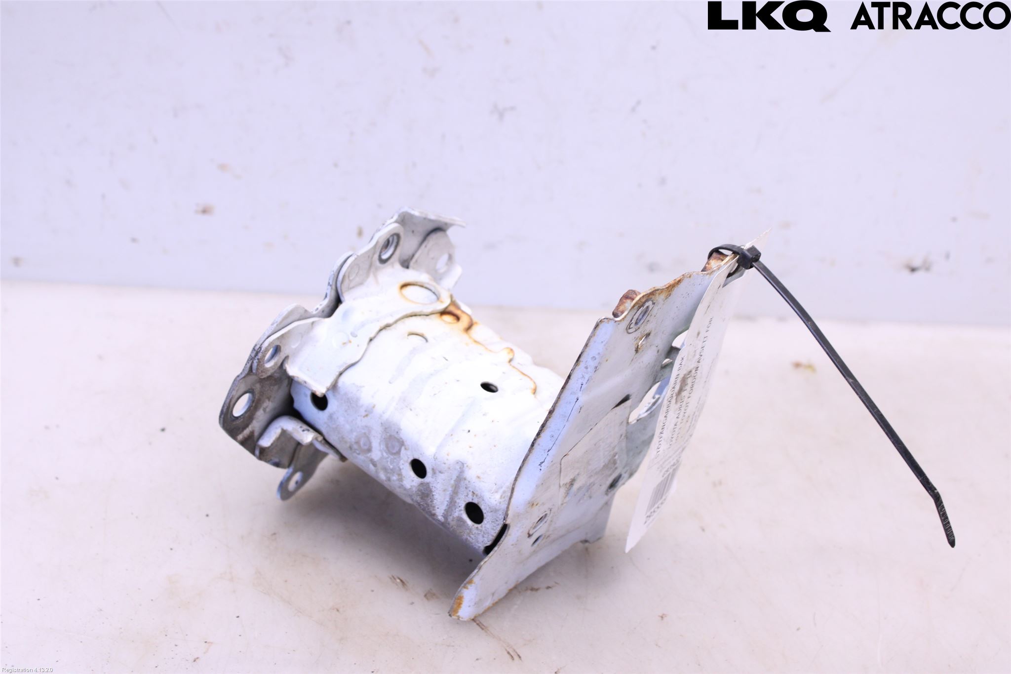 Toyota AURIS 13-19 Stötfångarbärjärn Bak