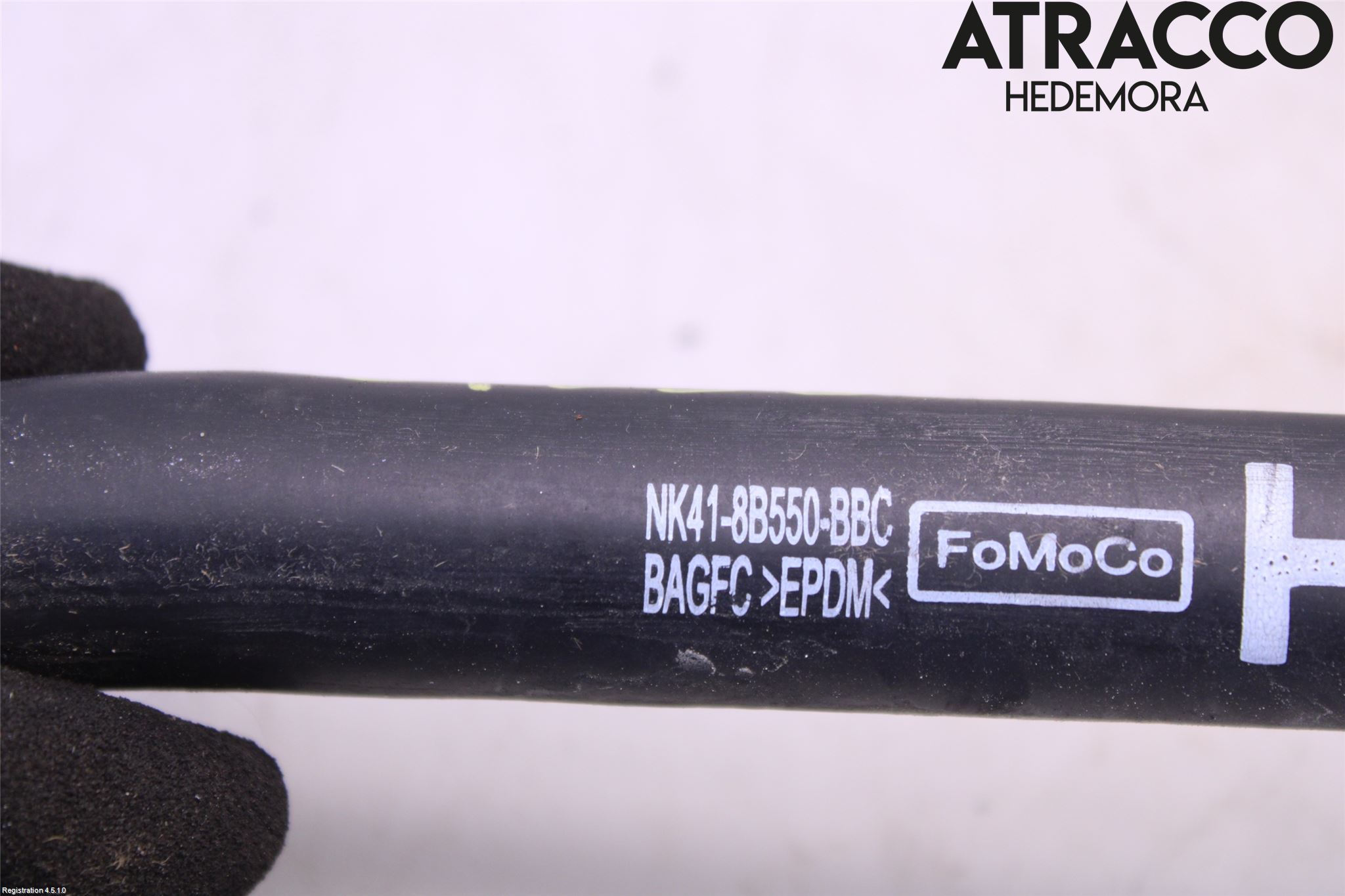 Ford E-TRANSIT SKÅP/BUSS 22- Kylarslang