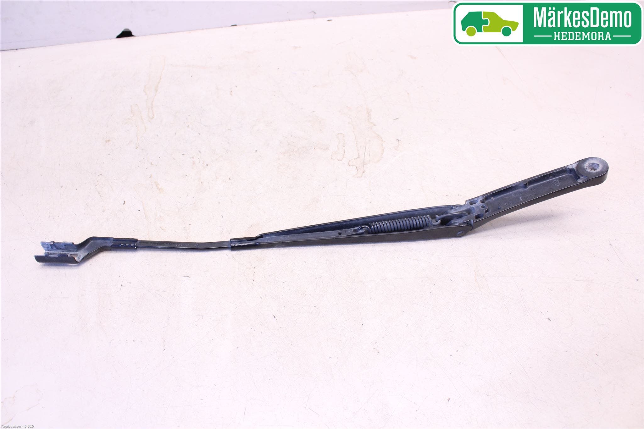 Volkswagen VW GOLF / E-GOLF VII 13-20 Torkararm Armar Vindruta