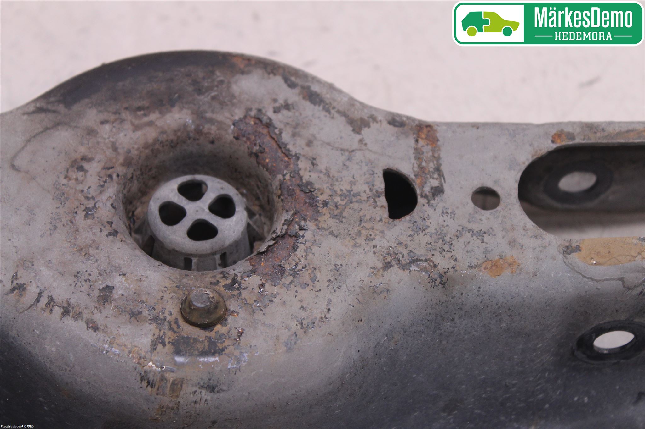 Volkswagen VW GOLF / E-GOLF VII 13-20 Bärarm Bak Vänster