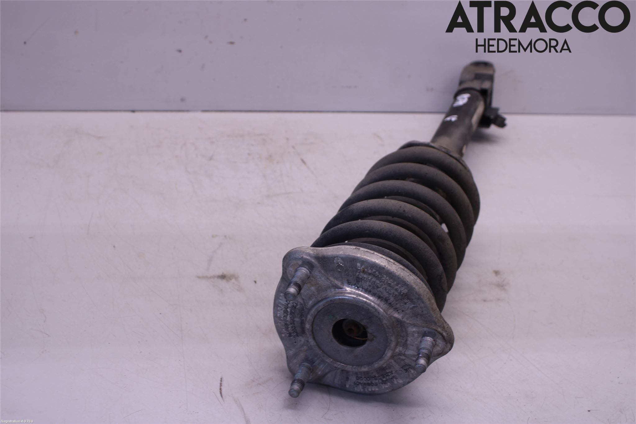 Mercedes-Benz MB C-KLASS (W205) 14-21 Fjäderben Fram Vänster