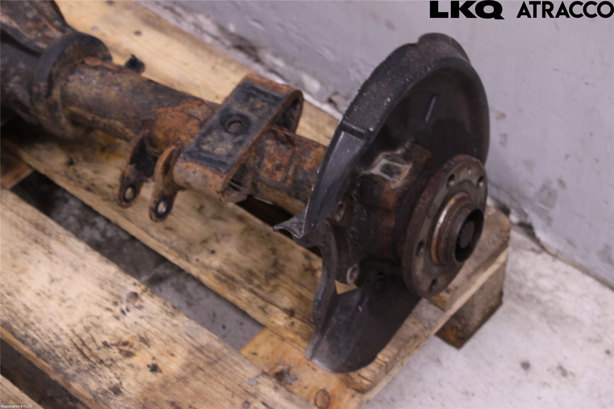 Volkswagen VW CADDY 11-15 Bakaxel