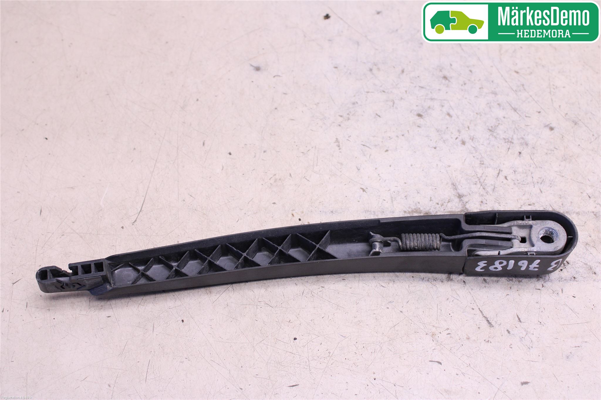 Ford FIESTA 13-17 Torkararm-Bakruta