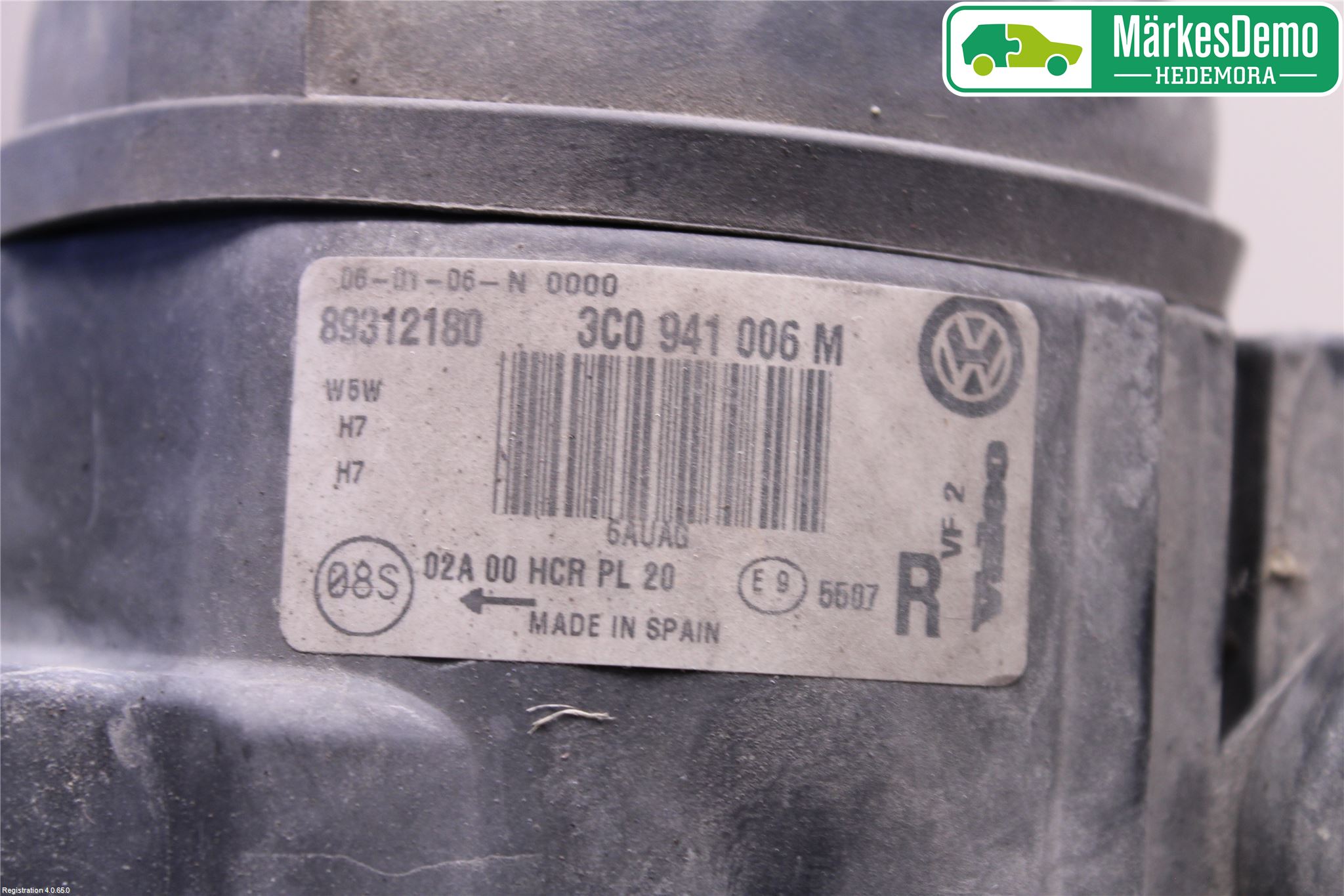 Volkswagen VW PASSAT 05-11 Strålkastare Höger