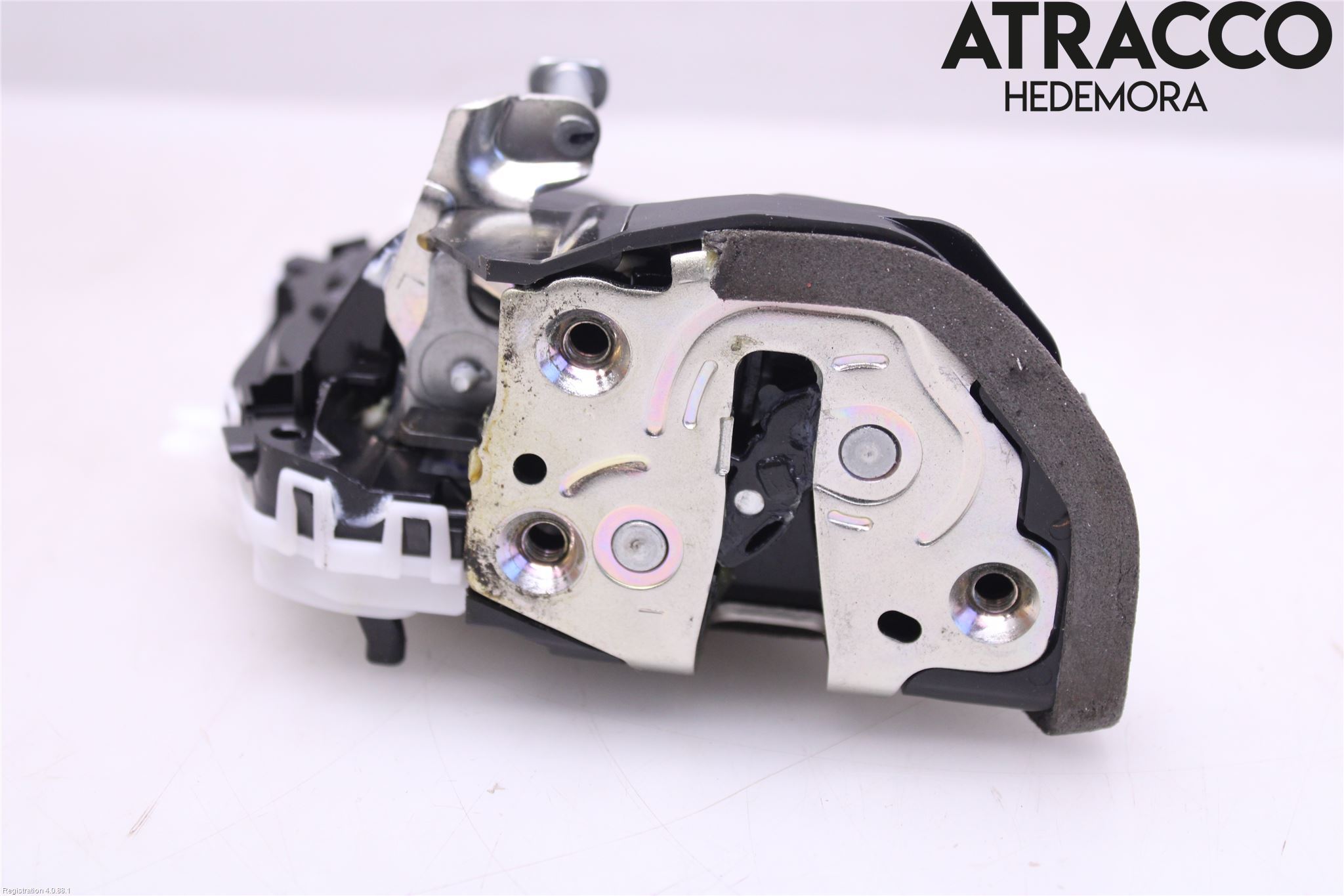 Toyota YARIS XP21 20- Låskista-Dörrlås