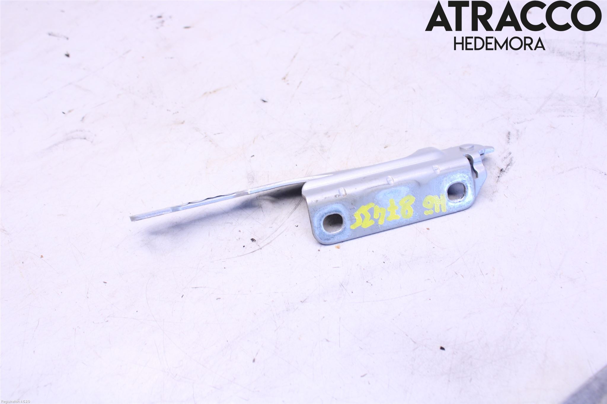 Dacia DOKKER 13- Huvgångjärn