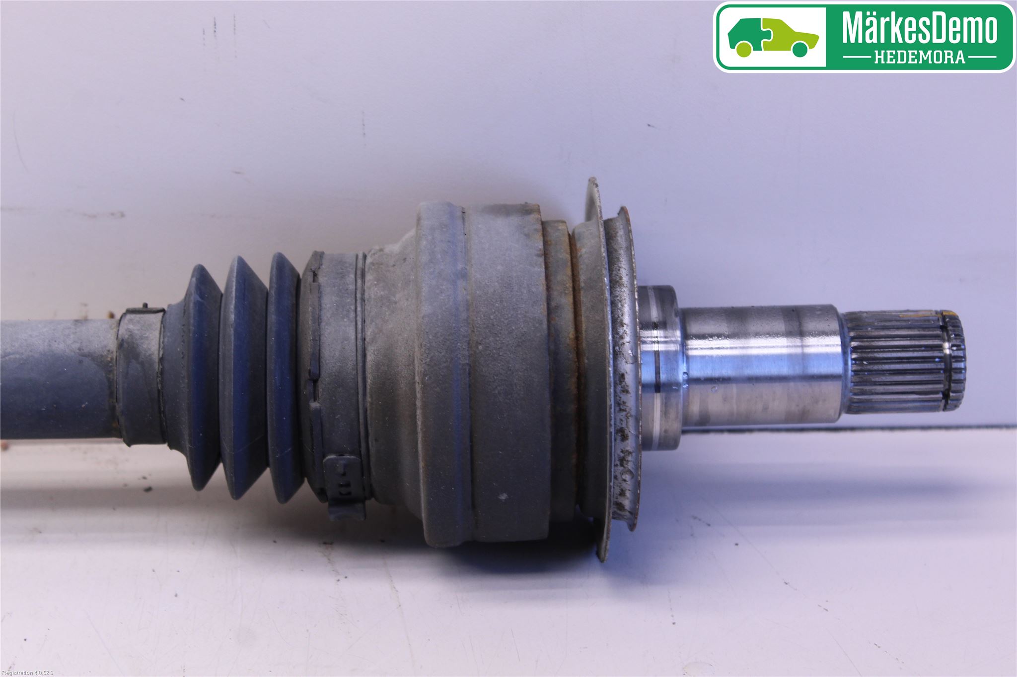 Mercedes-Benz MB C-KLASS (W205) 14-21 Drivaxel Bak Höger