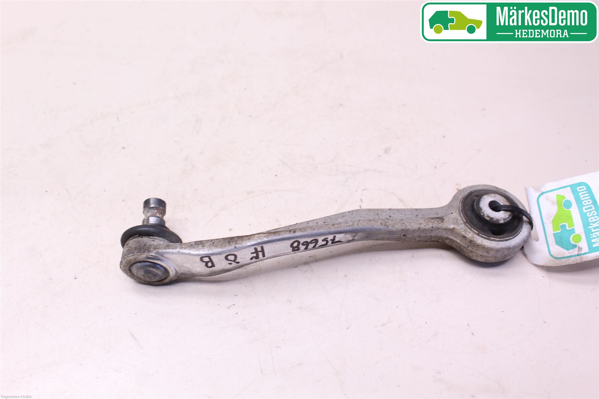 Audi A4/S4 08-11 Bärarm Fram Övre Hö