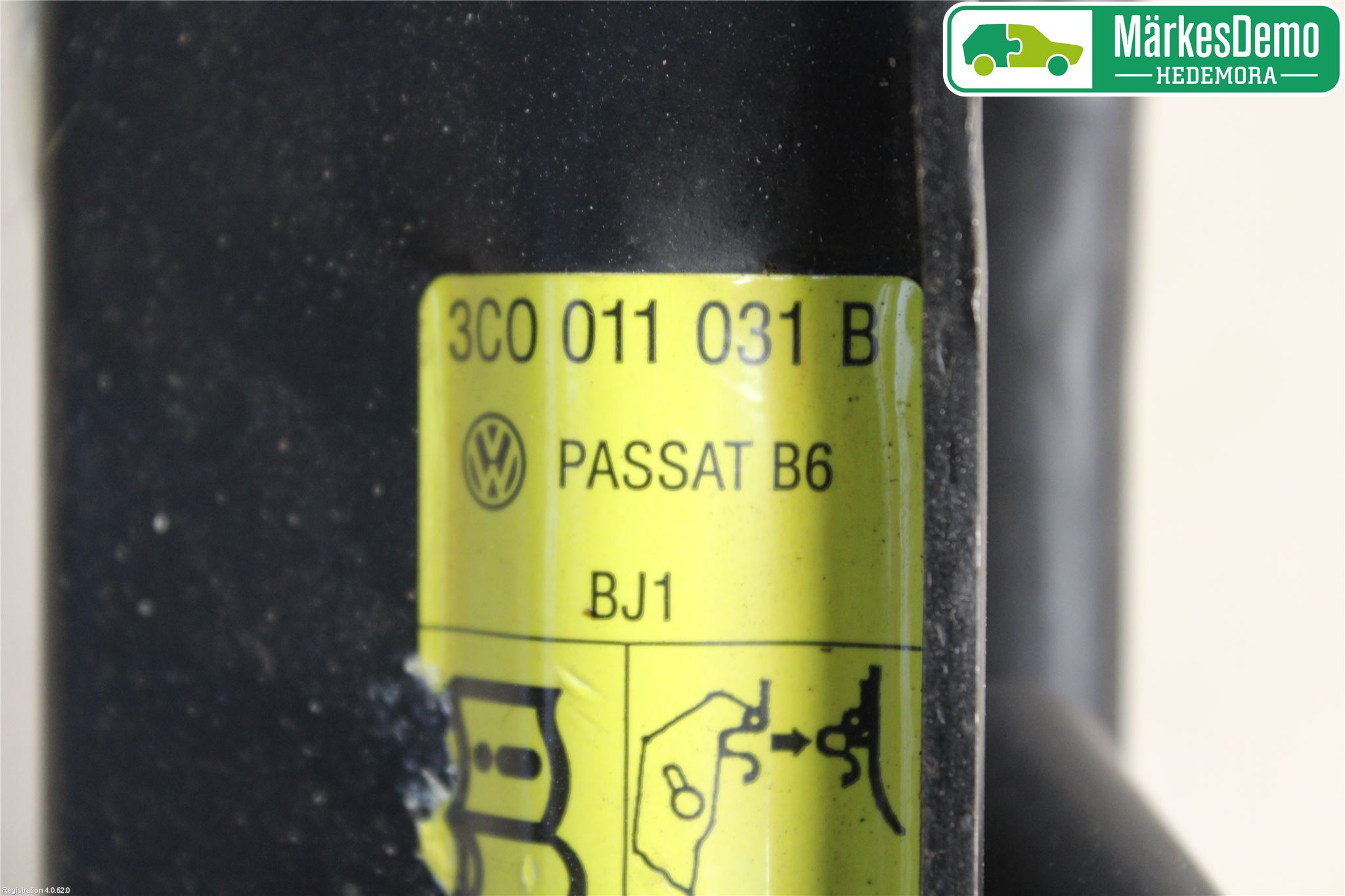 Volkswagen VW PASSAT 05-11 Domkraft