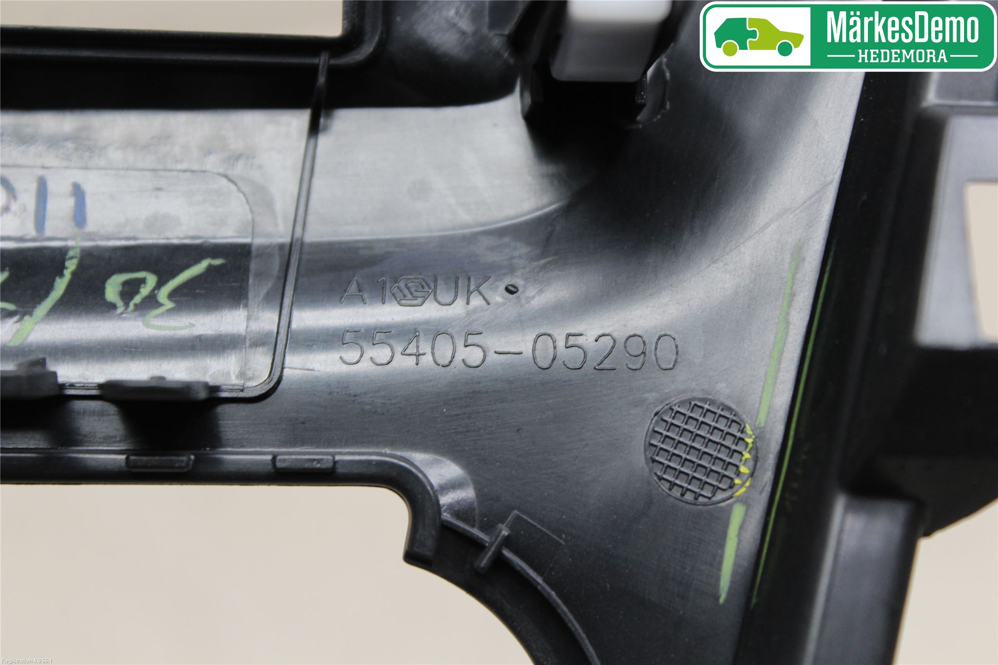 Toyota AVENSIS 16-18 Instrument-Radio Sarg