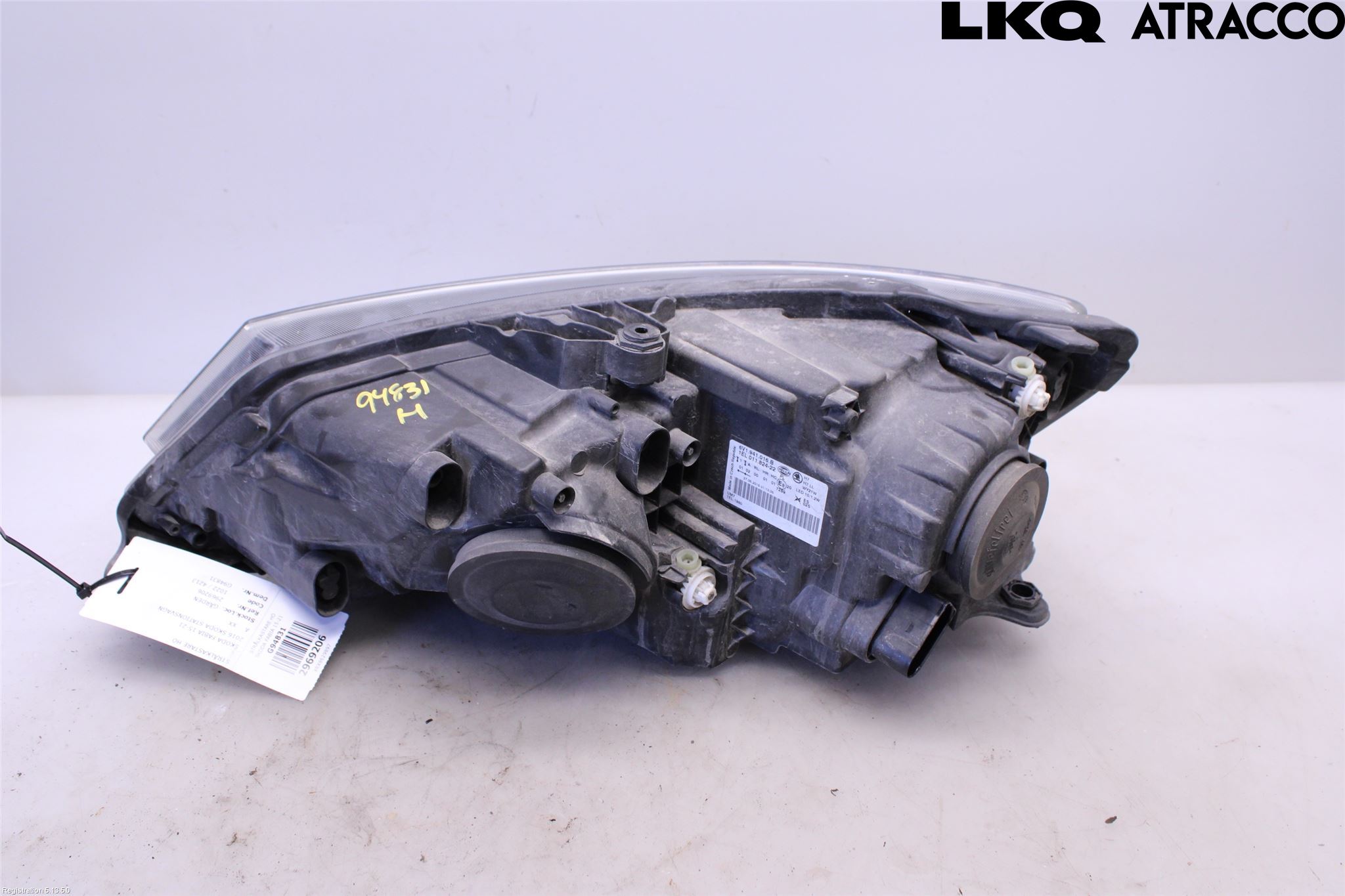 Skoda FABIA 15-21 Strålkastare Höger