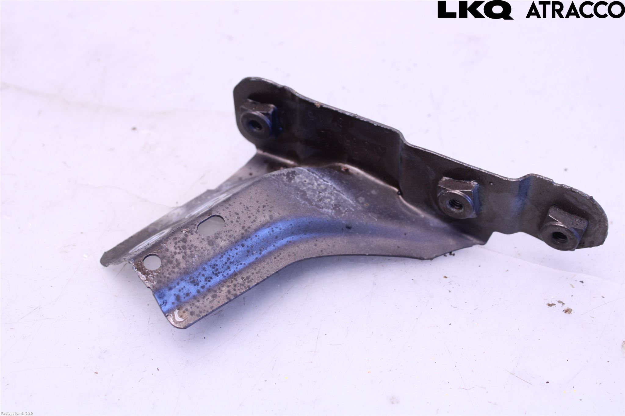 Volkswagen VW POLO 10-17 Skärmfäste Fram Hö