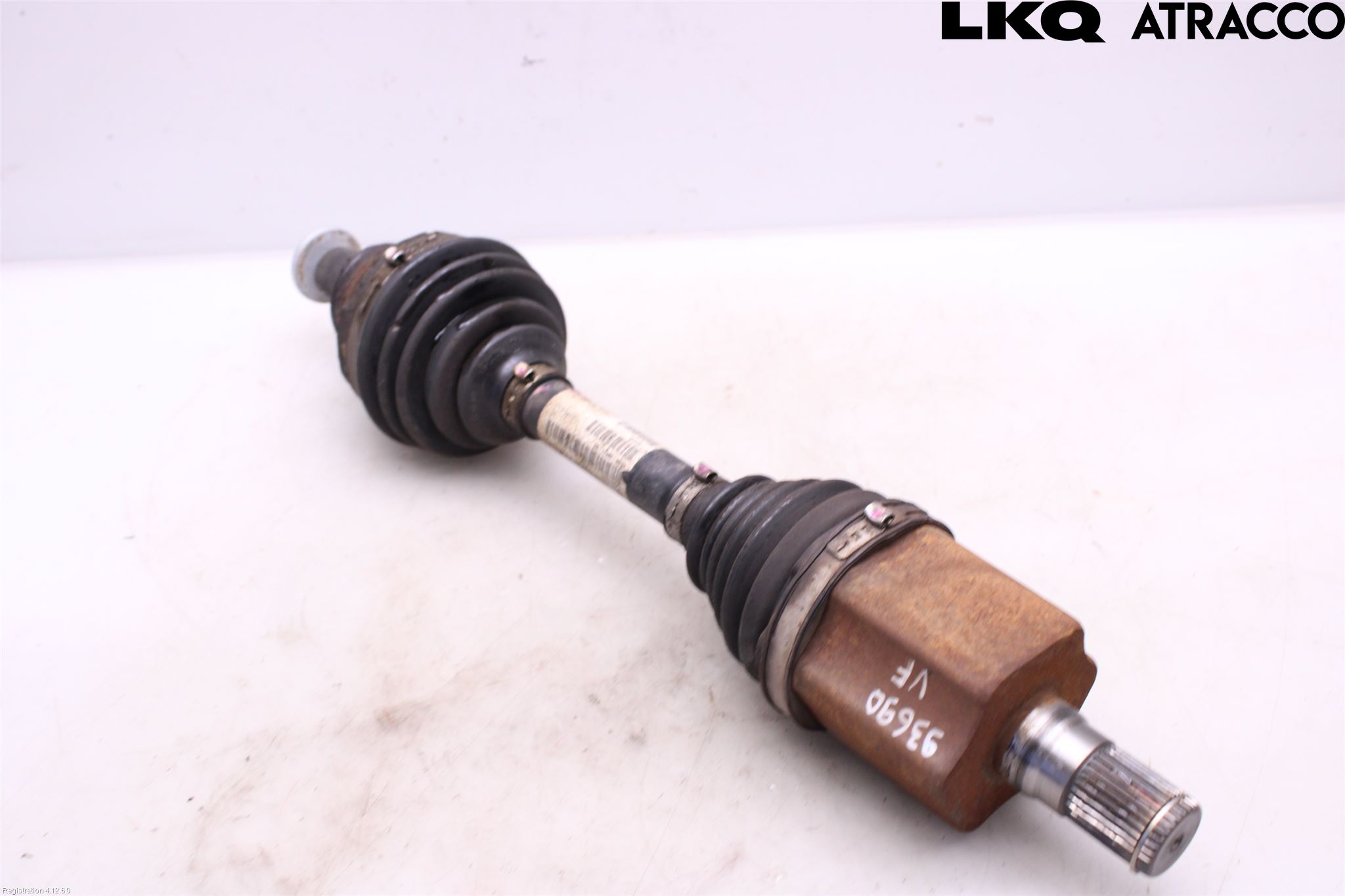 Volvo V70 08-13 Drivaxel Fram Vänster