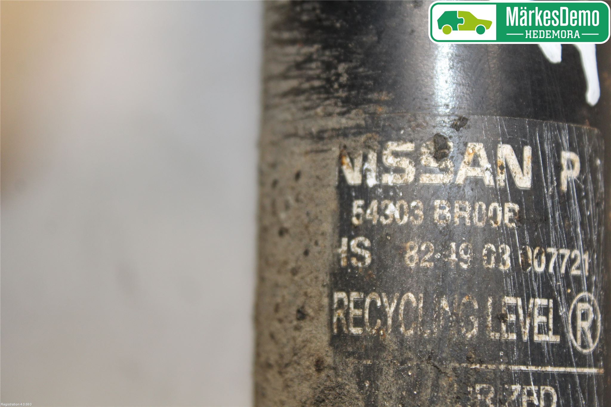 Nissan QASHQAI 10-14 Fjäderben Fram Vänster