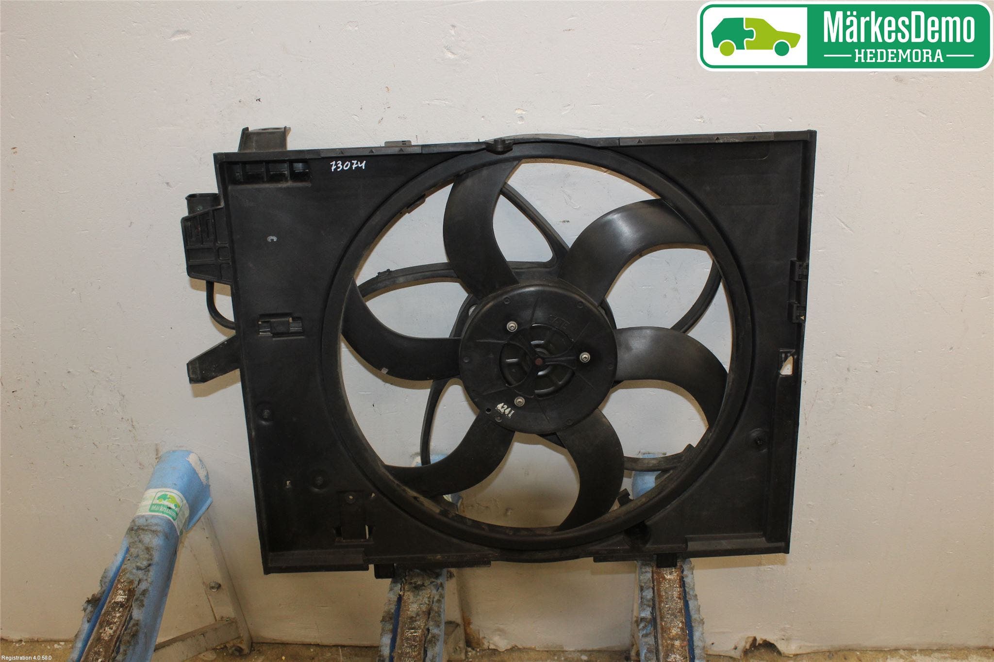 BMW 5 E60/61 Sed/Tou 02-10 Kylfläkt El