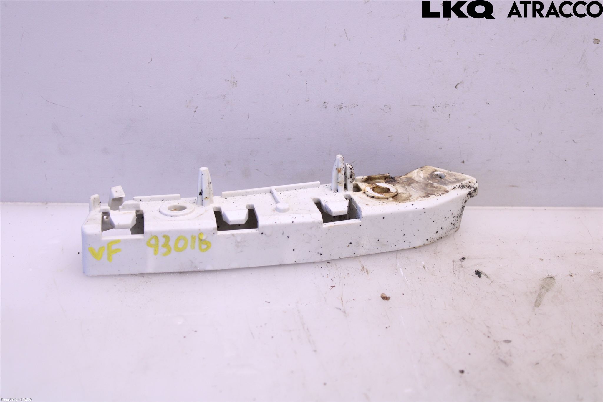 Ford FOCUS 11-14 Stötfångarfäste Fram Vä